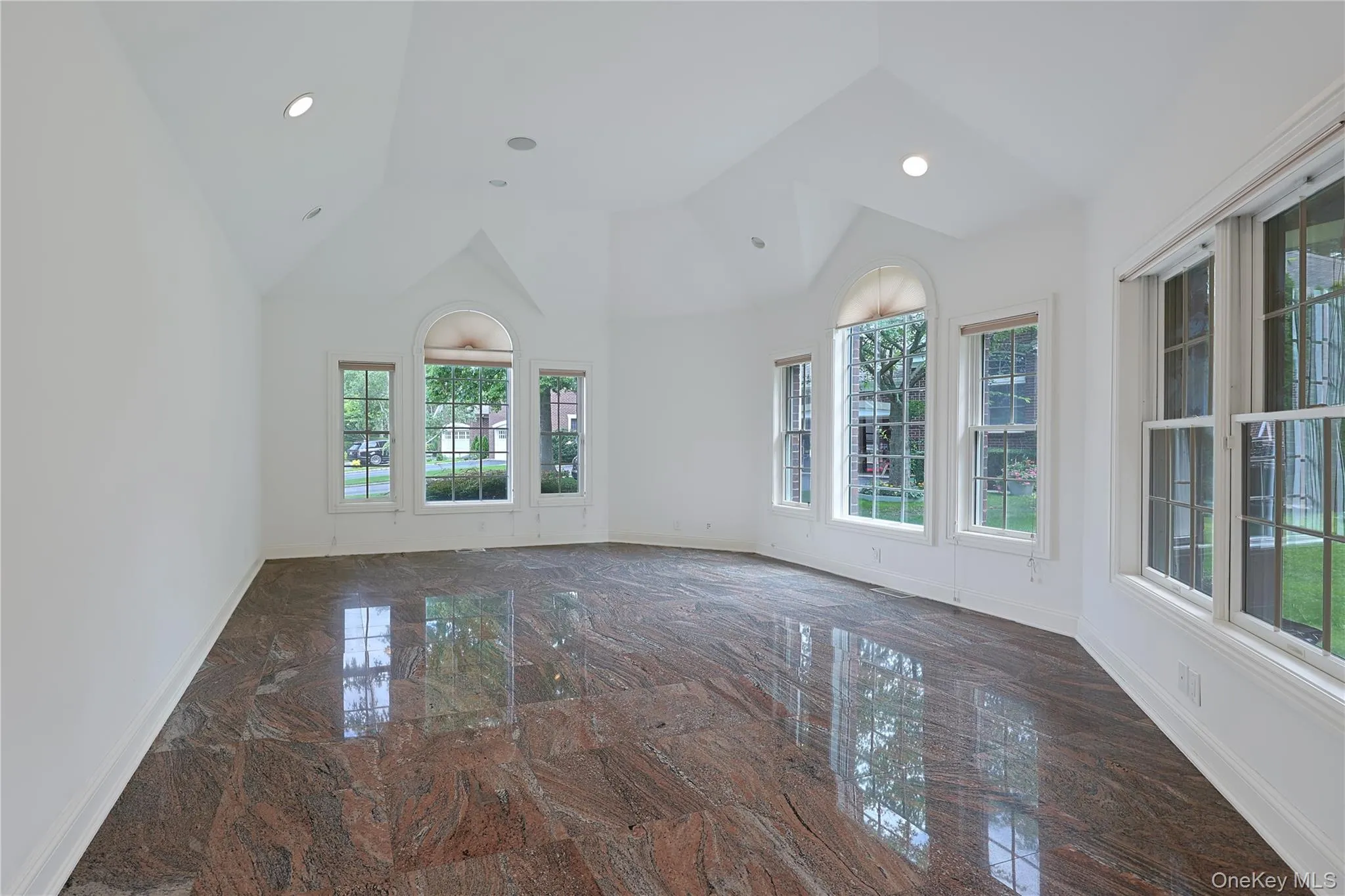 14 Belvedere Court, North Hempstead, NY, 4 Bedrooms Bedrooms, 14 Rooms Rooms,5 BathroomsBathrooms,Residential,For Rent,Belvedere,0,994672 14 Belvedere Court, North Hempstead, NY, 4 Bedrooms Bedrooms, 14 Rooms Rooms,5 BathroomsBathrooms,Residential,For Rent,Belvedere,0,994672