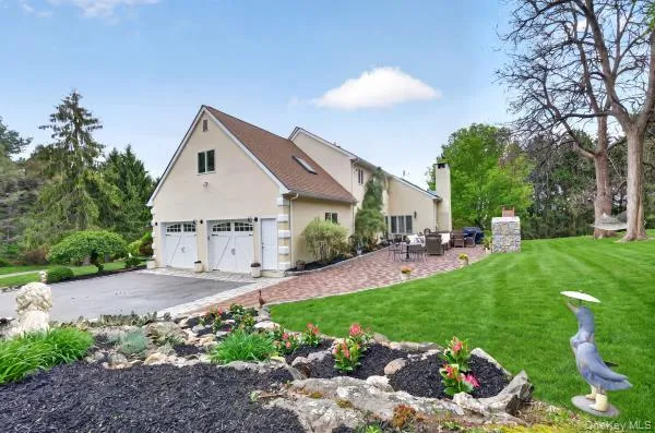 9 Hickory Ridge Road, Southeast, NY, 4 Bedrooms Bedrooms, 13 Rooms Rooms,2 BathroomsBathrooms,Residential,For Rent,Hickory Ridge,0,KEY994673 9 Hickory Ridge Road, Southeast, NY, 4 Bedrooms Bedrooms, 13 Rooms Rooms,2 BathroomsBathrooms,Residential,For Rent,Hickory Ridge,0,KEY994673