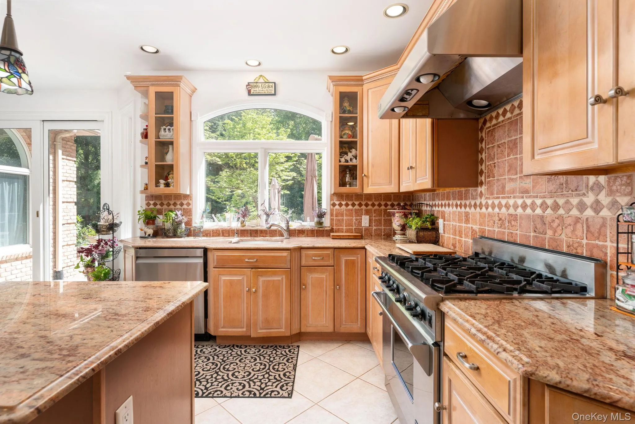2 Spring Hill Road, Smithtown, NY, 6 Bedrooms Bedrooms, 12 Rooms Rooms,4 BathroomsBathrooms,Residential,For Rent,Spring Hill,0,994674 2 Spring Hill Road, Smithtown, NY, 6 Bedrooms Bedrooms, 12 Rooms Rooms,4 BathroomsBathrooms,Residential,For Rent,Spring Hill,0,994674