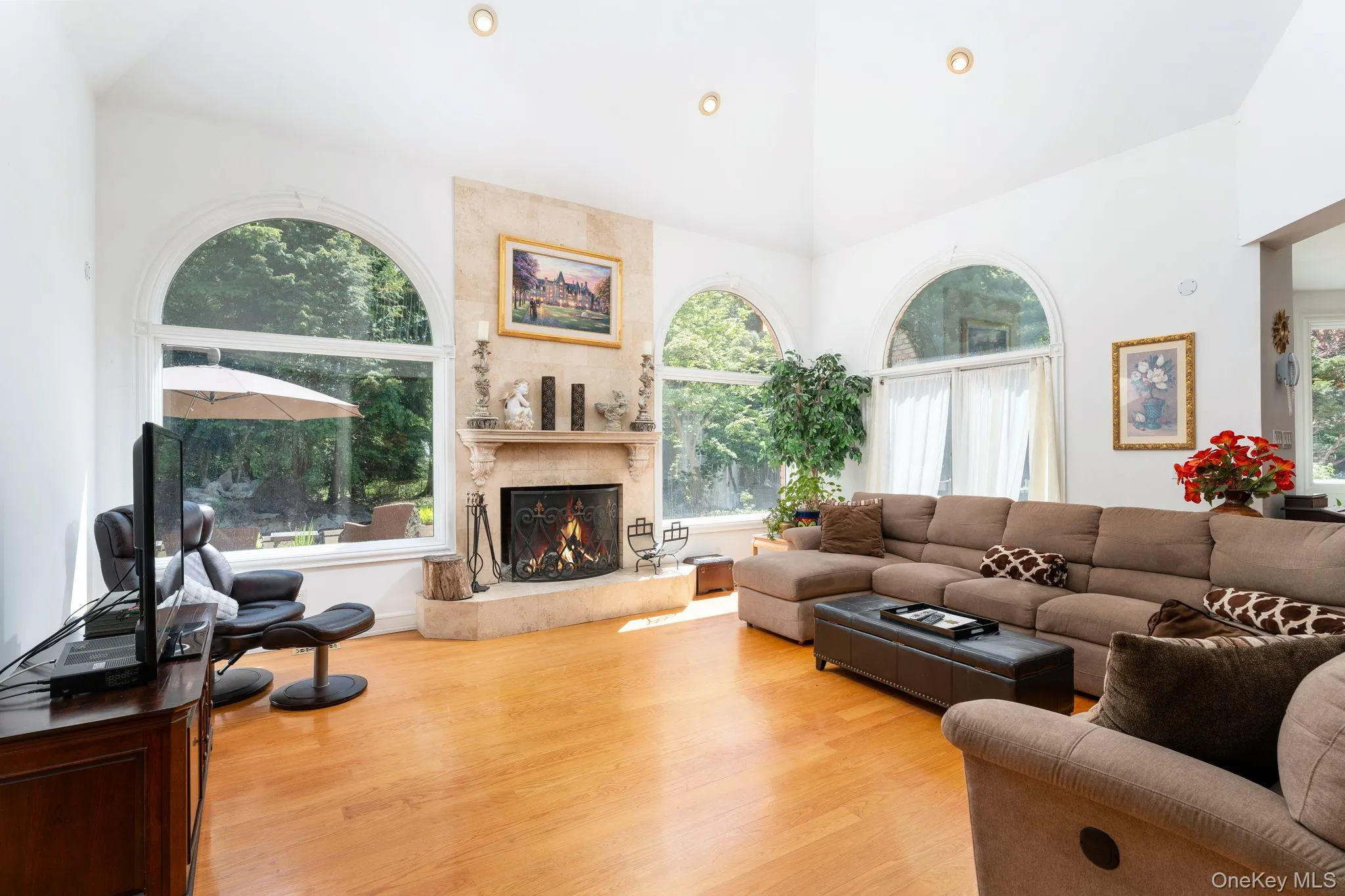 2 Spring Hill Road, Smithtown, NY, 6 Bedrooms Bedrooms, 12 Rooms Rooms,4 BathroomsBathrooms,Residential,For Rent,Spring Hill,0,994674 2 Spring Hill Road, Smithtown, NY, 6 Bedrooms Bedrooms, 12 Rooms Rooms,4 BathroomsBathrooms,Residential,For Rent,Spring Hill,0,994674