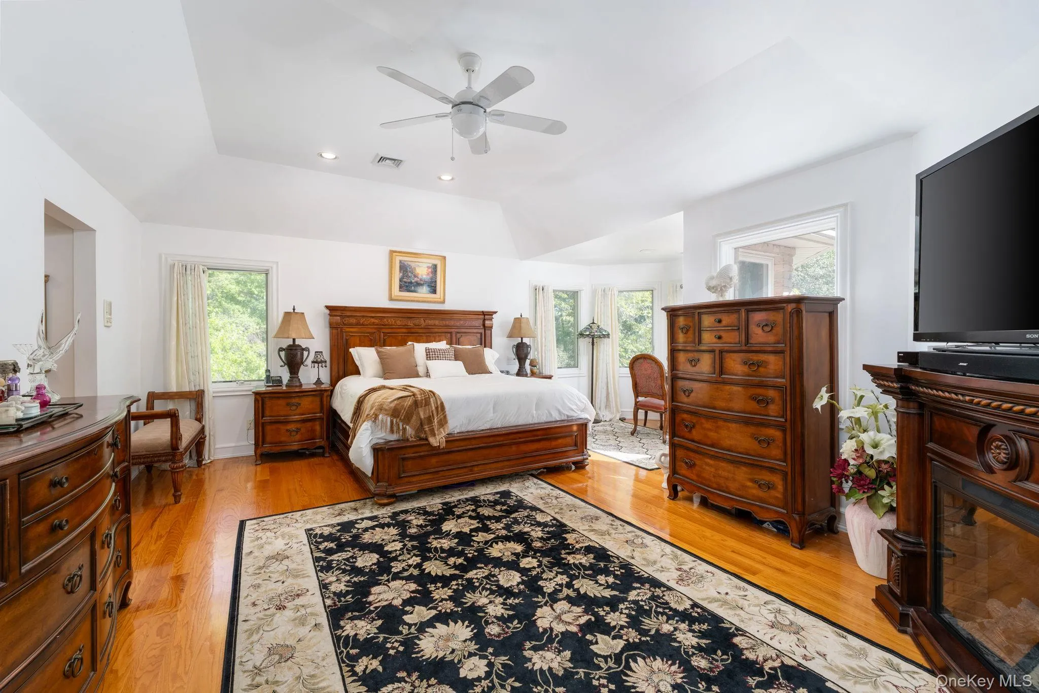 2 Spring Hill Road, Smithtown, NY, 6 Bedrooms Bedrooms, 12 Rooms Rooms,4 BathroomsBathrooms,Residential,For Rent,Spring Hill,0,994674 2 Spring Hill Road, Smithtown, NY, 6 Bedrooms Bedrooms, 12 Rooms Rooms,4 BathroomsBathrooms,Residential,For Rent,Spring Hill,0,994674