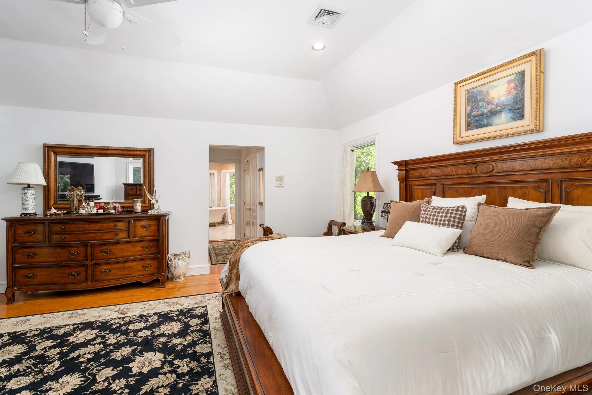 2 Spring Hill Road, Smithtown, NY, 6 Bedrooms Bedrooms, 12 Rooms Rooms,4 BathroomsBathrooms,Residential,For Rent,Spring Hill,0,994674 2 Spring Hill Road, Smithtown, NY, 6 Bedrooms Bedrooms, 12 Rooms Rooms,4 BathroomsBathrooms,Residential,For Rent,Spring Hill,0,994674