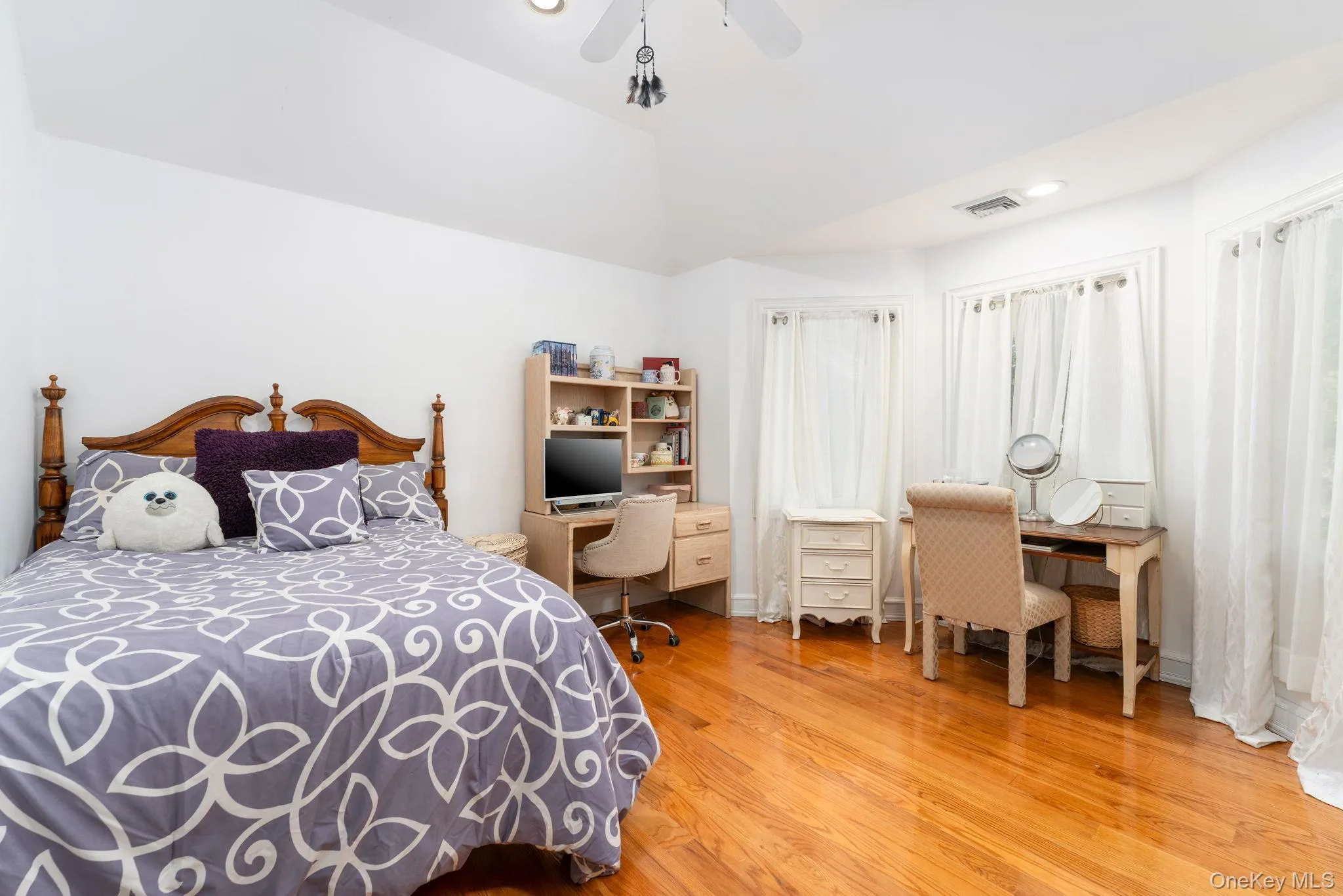 2 Spring Hill Road, Smithtown, NY, 6 Bedrooms Bedrooms, 12 Rooms Rooms,4 BathroomsBathrooms,Residential,For Rent,Spring Hill,0,994674 2 Spring Hill Road, Smithtown, NY, 6 Bedrooms Bedrooms, 12 Rooms Rooms,4 BathroomsBathrooms,Residential,For Rent,Spring Hill,0,994674