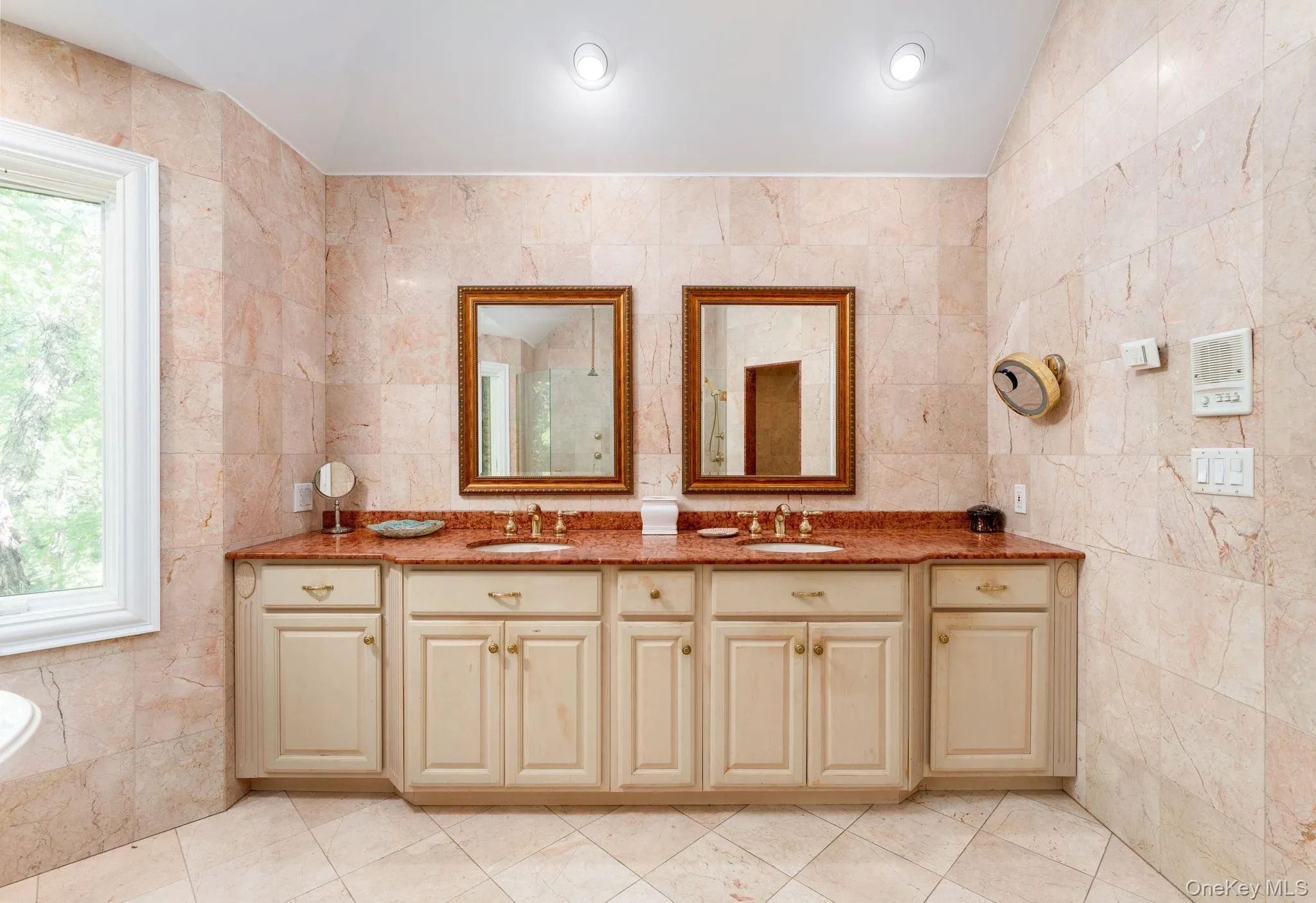 2 Spring Hill Road, Smithtown, NY, 6 Bedrooms Bedrooms, 12 Rooms Rooms,4 BathroomsBathrooms,Residential,For Rent,Spring Hill,0,994674 2 Spring Hill Road, Smithtown, NY, 6 Bedrooms Bedrooms, 12 Rooms Rooms,4 BathroomsBathrooms,Residential,For Rent,Spring Hill,0,994674