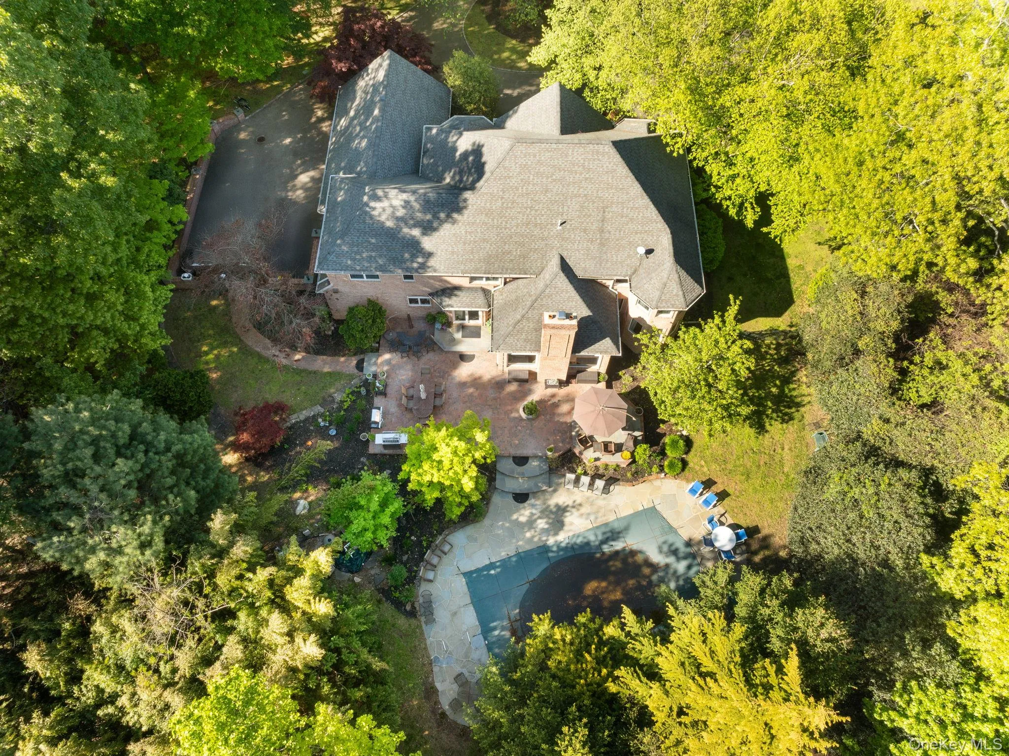 2 Spring Hill Road, Smithtown, NY, 6 Bedrooms Bedrooms, 12 Rooms Rooms,4 BathroomsBathrooms,Residential,For Rent,Spring Hill,0,994674 2 Spring Hill Road, Smithtown, NY, 6 Bedrooms Bedrooms, 12 Rooms Rooms,4 BathroomsBathrooms,Residential,For Rent,Spring Hill,0,994674