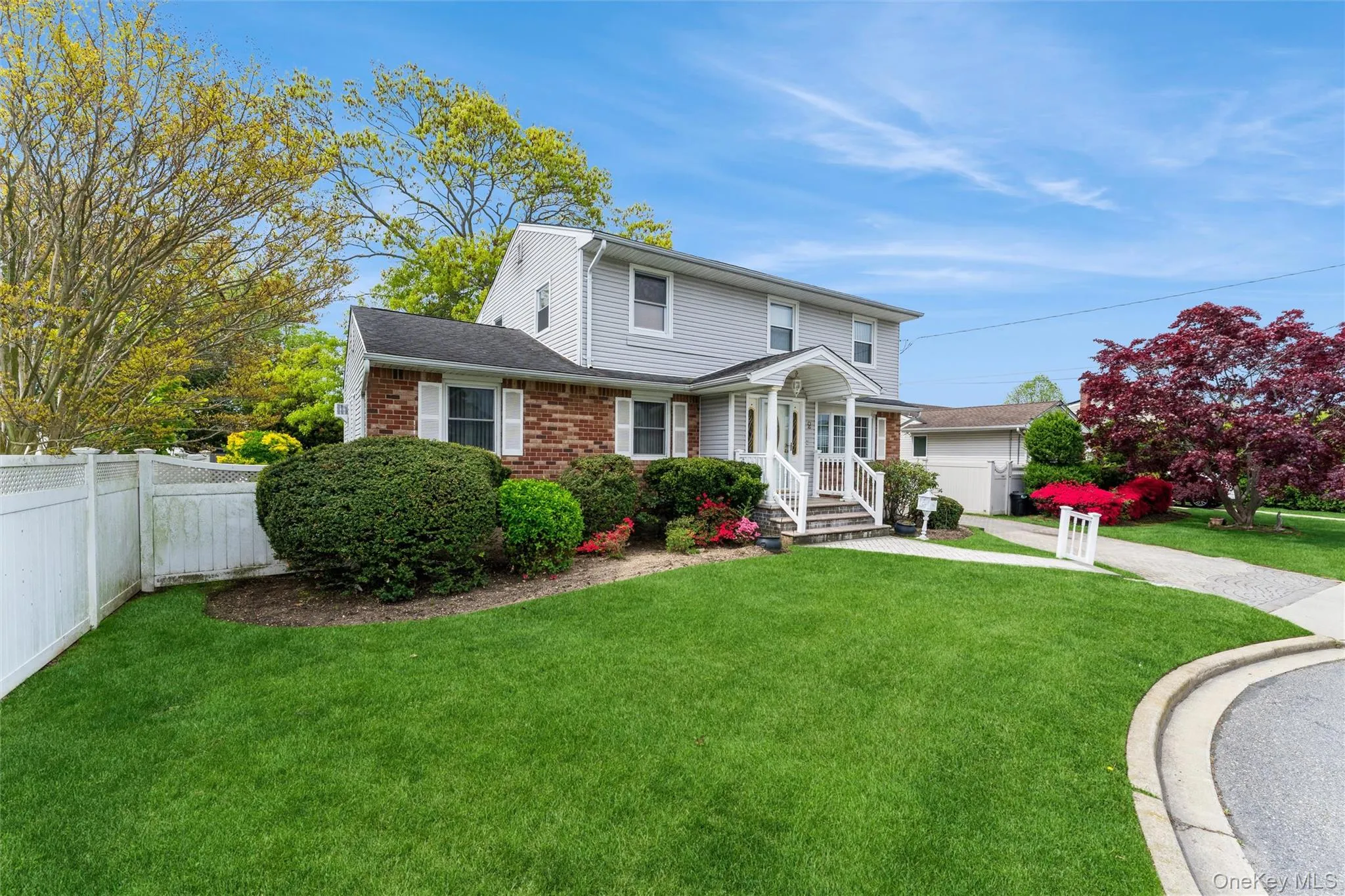2 2nd Avenue, Oyster Bay, NY, 6 Bedrooms Bedrooms, 10 Rooms Rooms,2 BathroomsBathrooms,Residential,For Rent,2nd,0,994675 2 2nd Avenue, Oyster Bay, NY, 6 Bedrooms Bedrooms, 10 Rooms Rooms,2 BathroomsBathrooms,Residential,For Rent,2nd,0,994675