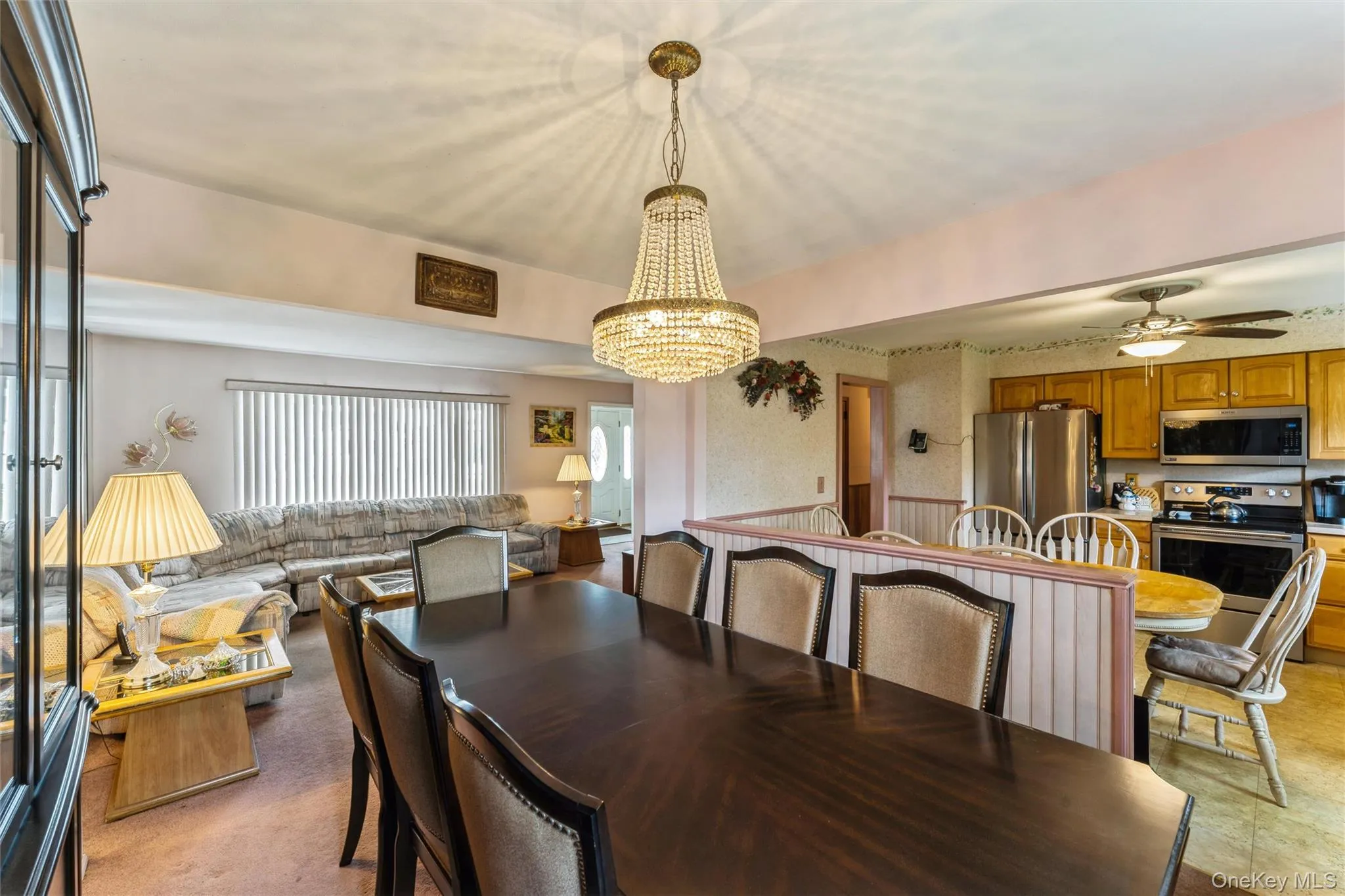 2 2nd Avenue, Oyster Bay, NY, 6 Bedrooms Bedrooms, 10 Rooms Rooms,2 BathroomsBathrooms,Residential,For Rent,2nd,0,994675 2 2nd Avenue, Oyster Bay, NY, 6 Bedrooms Bedrooms, 10 Rooms Rooms,2 BathroomsBathrooms,Residential,For Rent,2nd,0,994675