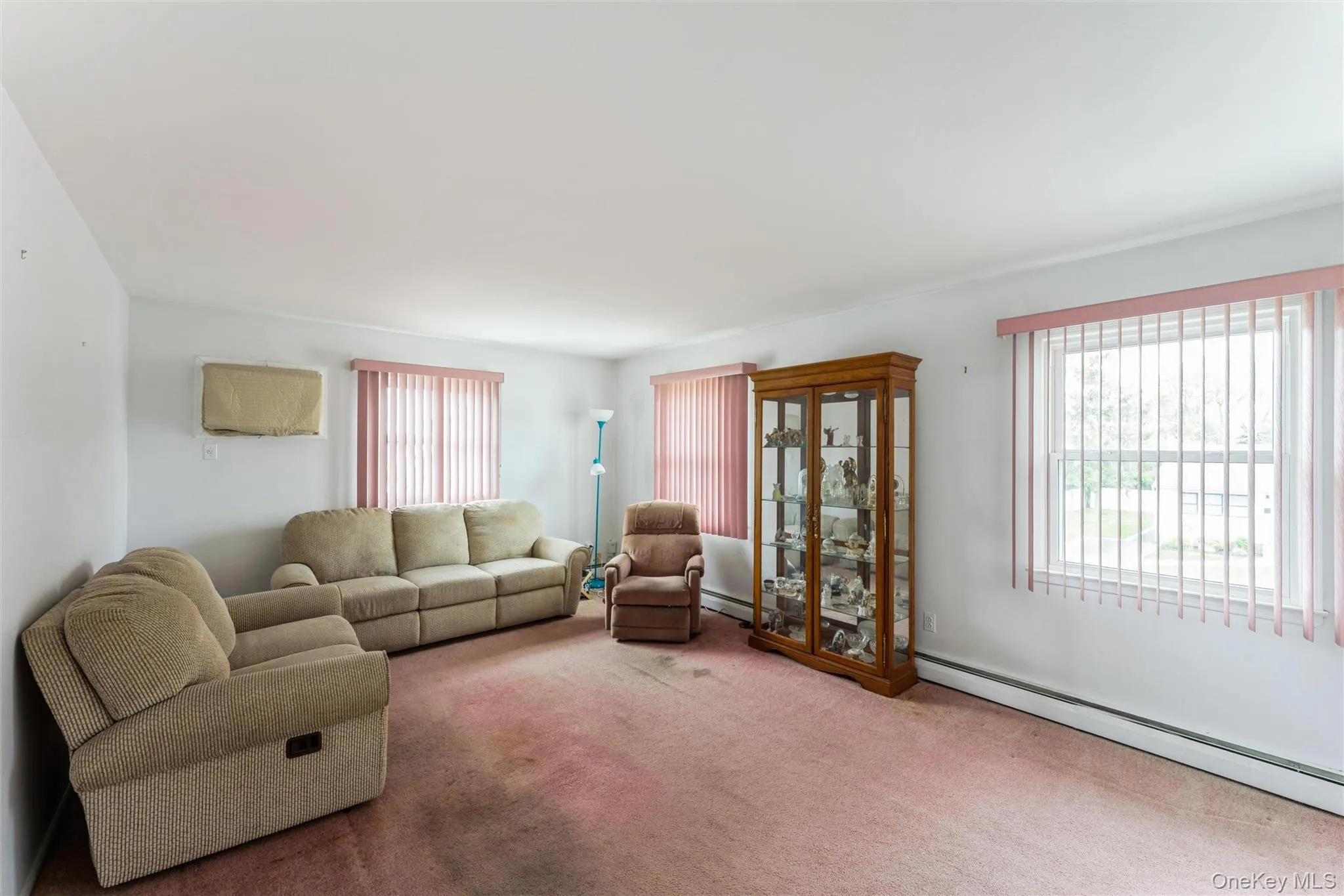 2 2nd Avenue, Oyster Bay, NY, 6 Bedrooms Bedrooms, 10 Rooms Rooms,2 BathroomsBathrooms,Residential,For Rent,2nd,0,994675 2 2nd Avenue, Oyster Bay, NY, 6 Bedrooms Bedrooms, 10 Rooms Rooms,2 BathroomsBathrooms,Residential,For Rent,2nd,0,994675