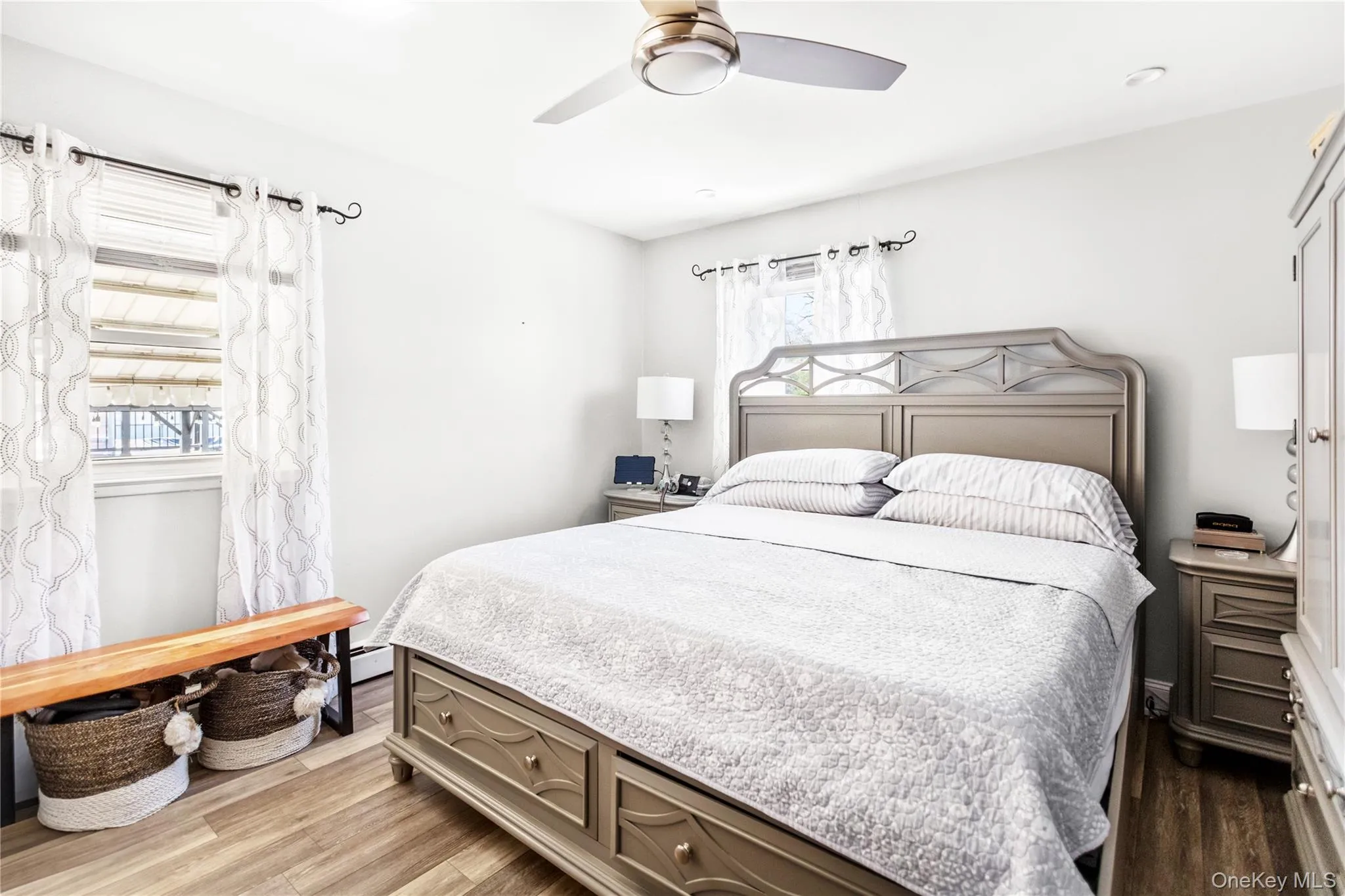 1080 Bay Shore Avenue, Islip, NY, 3 Bedrooms Bedrooms, 7 Rooms Rooms,1 BathroomBathrooms,Residential,For Rent,Bay Shore,0,994682 1080 Bay Shore Avenue, Islip, NY, 3 Bedrooms Bedrooms, 7 Rooms Rooms,1 BathroomBathrooms,Residential,For Rent,Bay Shore,0,994682