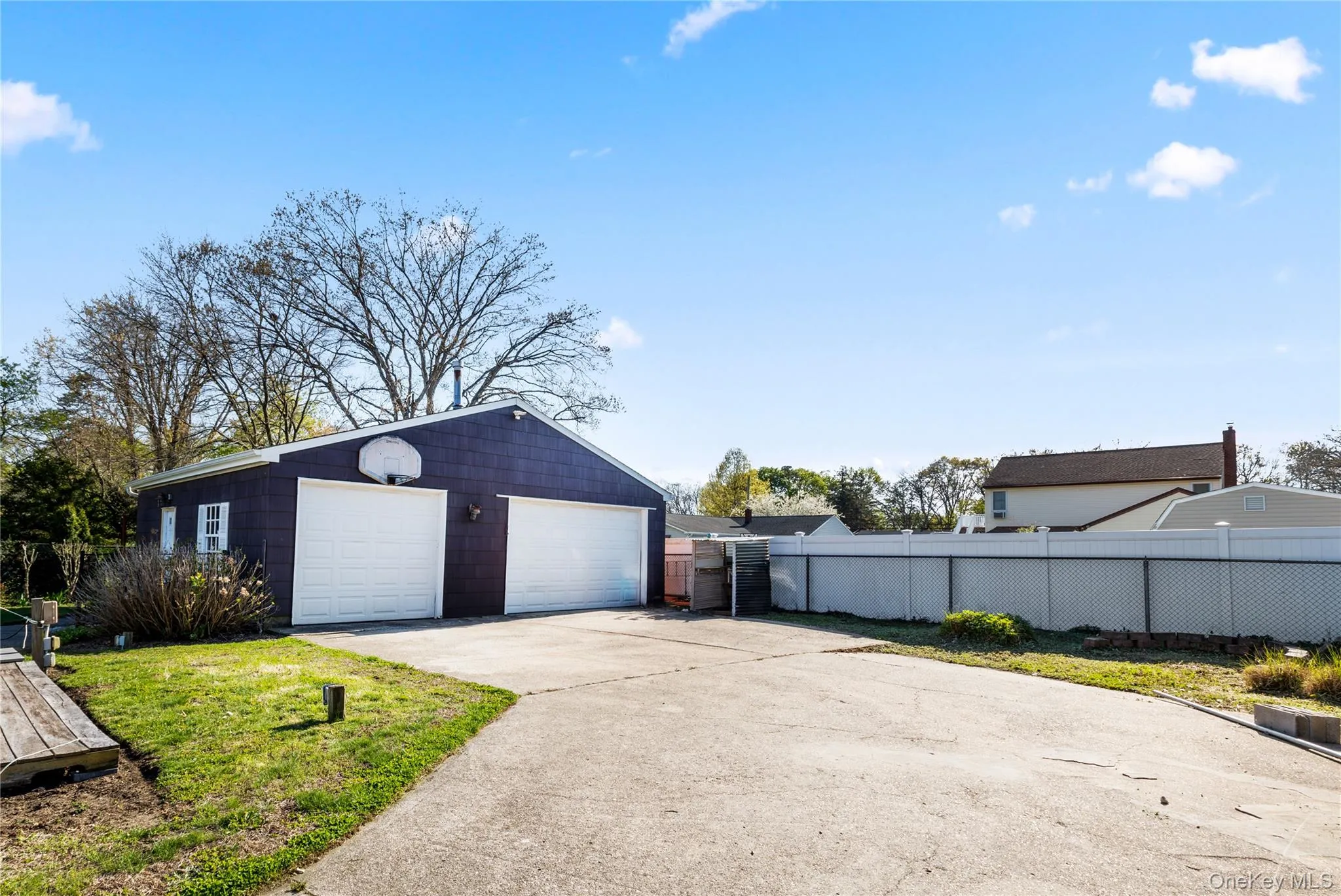 1080 Bay Shore Avenue, Islip, NY, 3 Bedrooms Bedrooms, 7 Rooms Rooms,1 BathroomBathrooms,Residential,For Rent,Bay Shore,0,994682 1080 Bay Shore Avenue, Islip, NY, 3 Bedrooms Bedrooms, 7 Rooms Rooms,1 BathroomBathrooms,Residential,For Rent,Bay Shore,0,994682