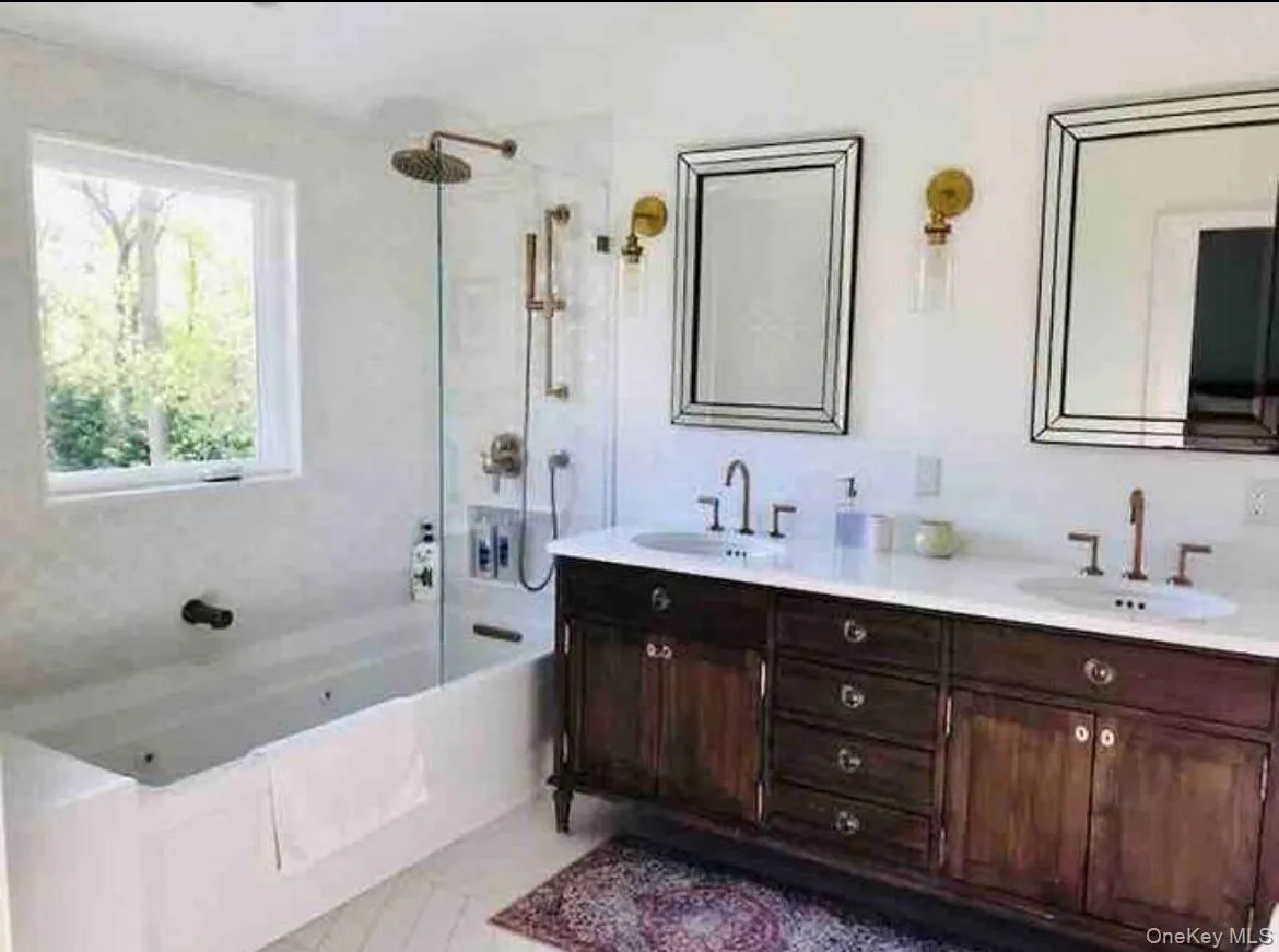 41 Columbine Avenue, Southampton, NY, 6 Bedrooms Bedrooms, 12 Rooms Rooms,4 BathroomsBathrooms,Residential Lease,For Rent,Columbine,0,994697 41 Columbine Avenue, Southampton, NY, 6 Bedrooms Bedrooms, 12 Rooms Rooms,4 BathroomsBathrooms,Residential Lease,For Rent,Columbine,0,994697