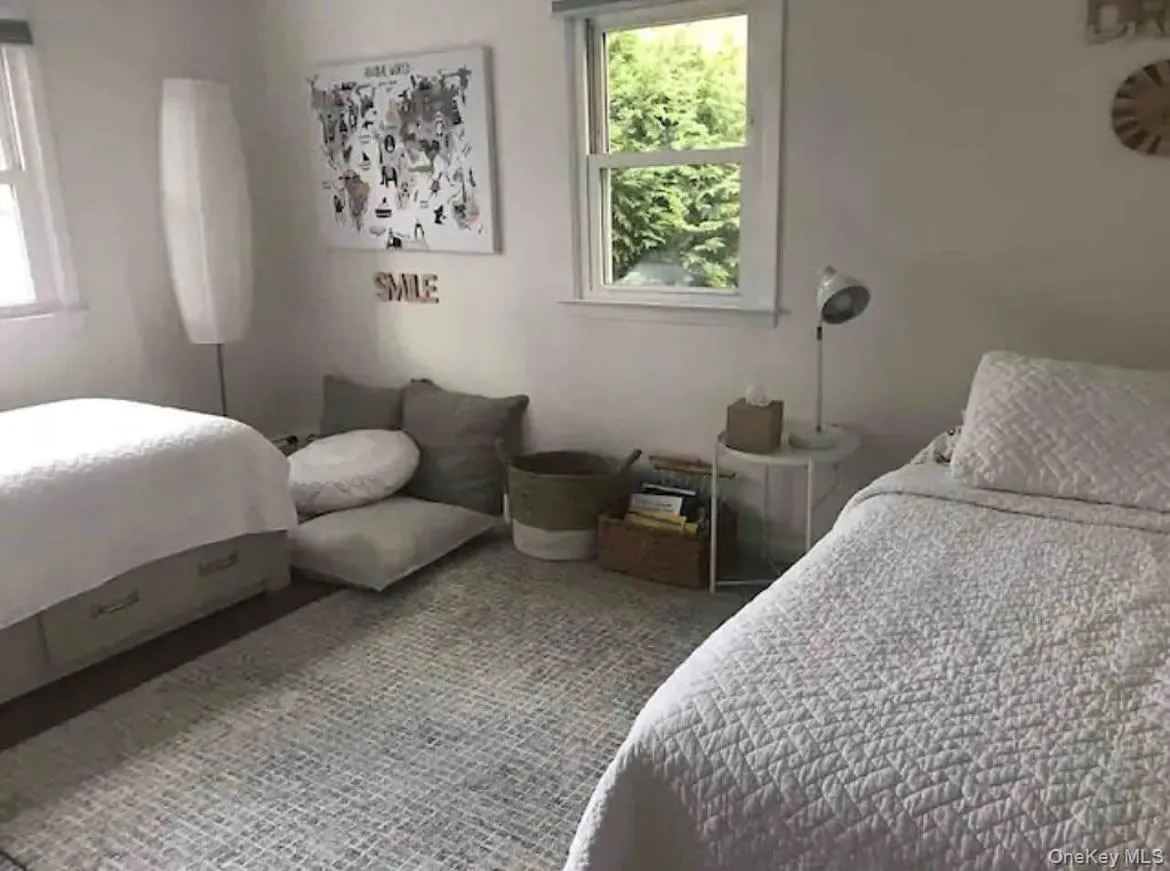 41 Columbine Avenue, Southampton, NY, 6 Bedrooms Bedrooms, 12 Rooms Rooms,4 BathroomsBathrooms,Residential Lease,For Rent,Columbine,0,994697 41 Columbine Avenue, Southampton, NY, 6 Bedrooms Bedrooms, 12 Rooms Rooms,4 BathroomsBathrooms,Residential Lease,For Rent,Columbine,0,994697