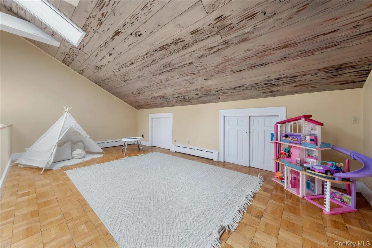 80 High Point Road, Greenburgh, NY, 4 Bedrooms Bedrooms, 12 Rooms Rooms,4 BathroomsBathrooms,Residential,For Rent,High Point,0,994706 80 High Point Road, Greenburgh, NY, 4 Bedrooms Bedrooms, 12 Rooms Rooms,4 BathroomsBathrooms,Residential,For Rent,High Point,0,994706