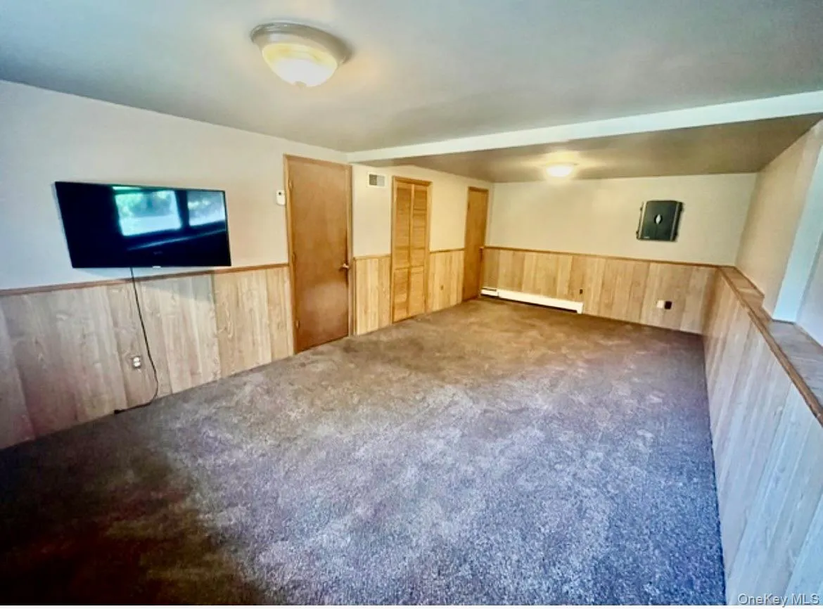 Lower Level Den and office space Lower Level Den and office space