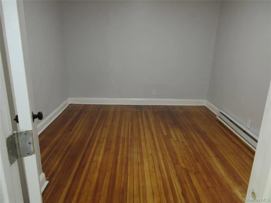 949 213th Street, New York, NY, 3 Bedrooms Bedrooms, 5 Rooms Rooms,1 BathroomBathrooms,Residential Lease,For Rent,213th,0,994744 949 213th Street, New York, NY, 3 Bedrooms Bedrooms, 5 Rooms Rooms,1 BathroomBathrooms,Residential Lease,For Rent,213th,0,994744