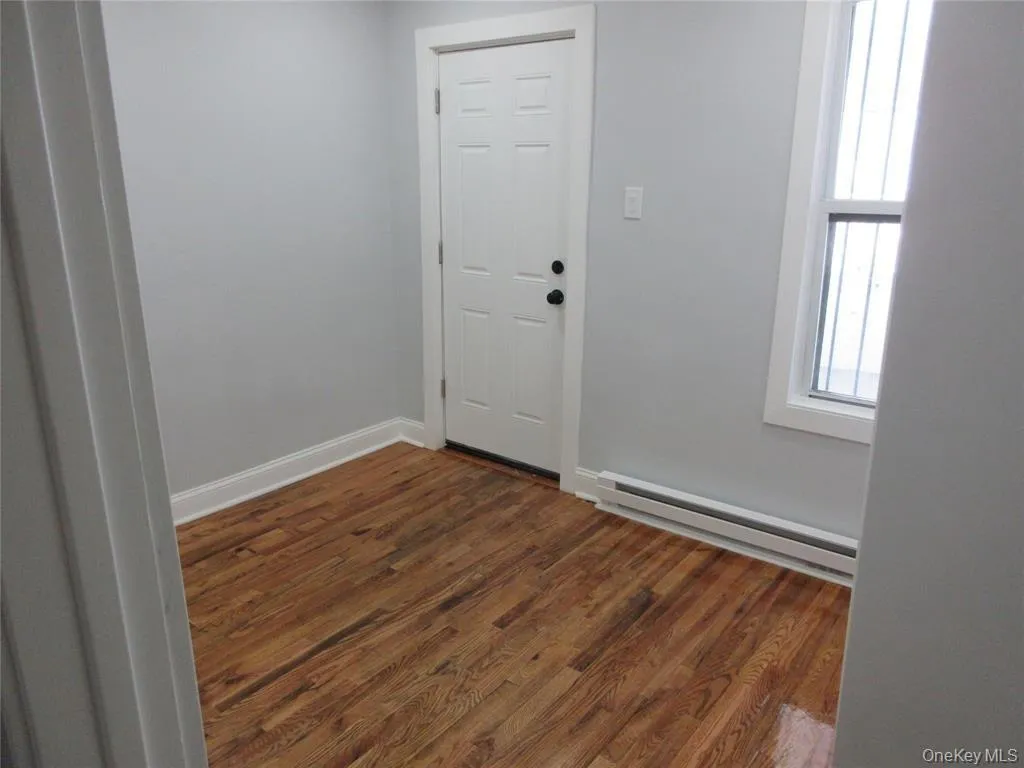 949 213th Street, New York, NY, 3 Bedrooms Bedrooms, 5 Rooms Rooms,1 BathroomBathrooms,Residential Lease,For Rent,213th,0,994744 949 213th Street, New York, NY, 3 Bedrooms Bedrooms, 5 Rooms Rooms,1 BathroomBathrooms,Residential Lease,For Rent,213th,0,994744
