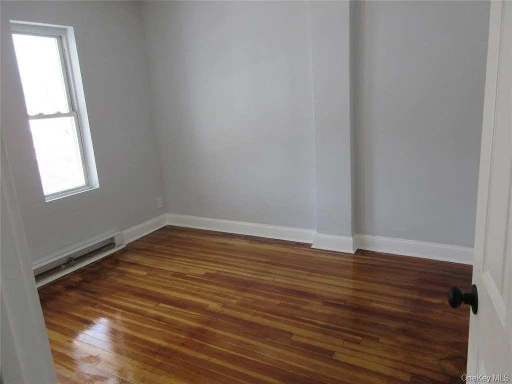 949 213th Street, New York, NY, 3 Bedrooms Bedrooms, 5 Rooms Rooms,1 BathroomBathrooms,Residential Lease,For Rent,213th,0,994744 949 213th Street, New York, NY, 3 Bedrooms Bedrooms, 5 Rooms Rooms,1 BathroomBathrooms,Residential Lease,For Rent,213th,0,994744