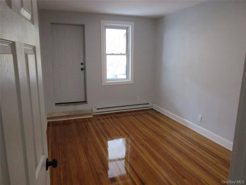 949 213th Street, New York, NY, 3 Bedrooms Bedrooms, 5 Rooms Rooms,1 BathroomBathrooms,Residential Lease,For Rent,213th,0,994754 949 213th Street, New York, NY, 3 Bedrooms Bedrooms, 5 Rooms Rooms,1 BathroomBathrooms,Residential Lease,For Rent,213th,0,994754