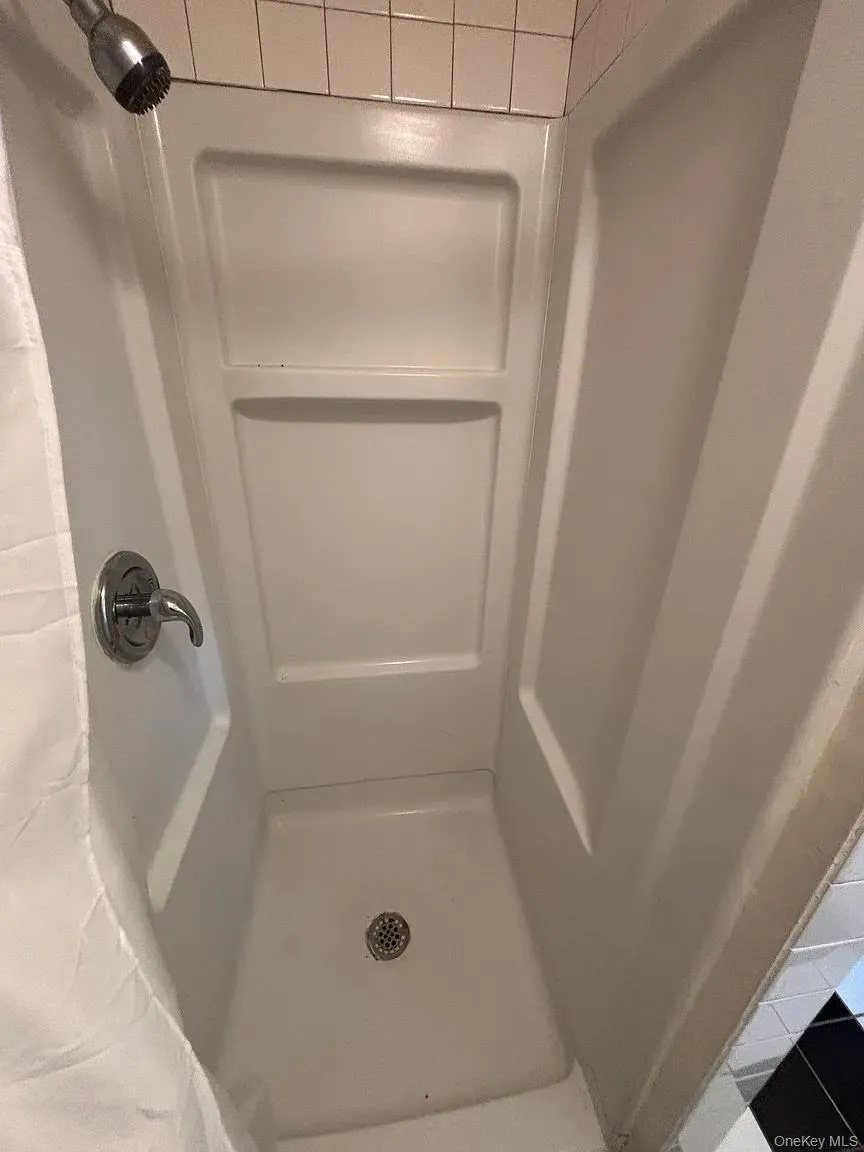 2 Partington Place, New Paltz, NY, 5 Bedrooms Bedrooms, 10 Rooms Rooms,2 BathroomsBathrooms,Residential Lease,For Rent,Partington,0,994766 2 Partington Place, New Paltz, NY, 5 Bedrooms Bedrooms, 10 Rooms Rooms,2 BathroomsBathrooms,Residential Lease,For Rent,Partington,0,994766