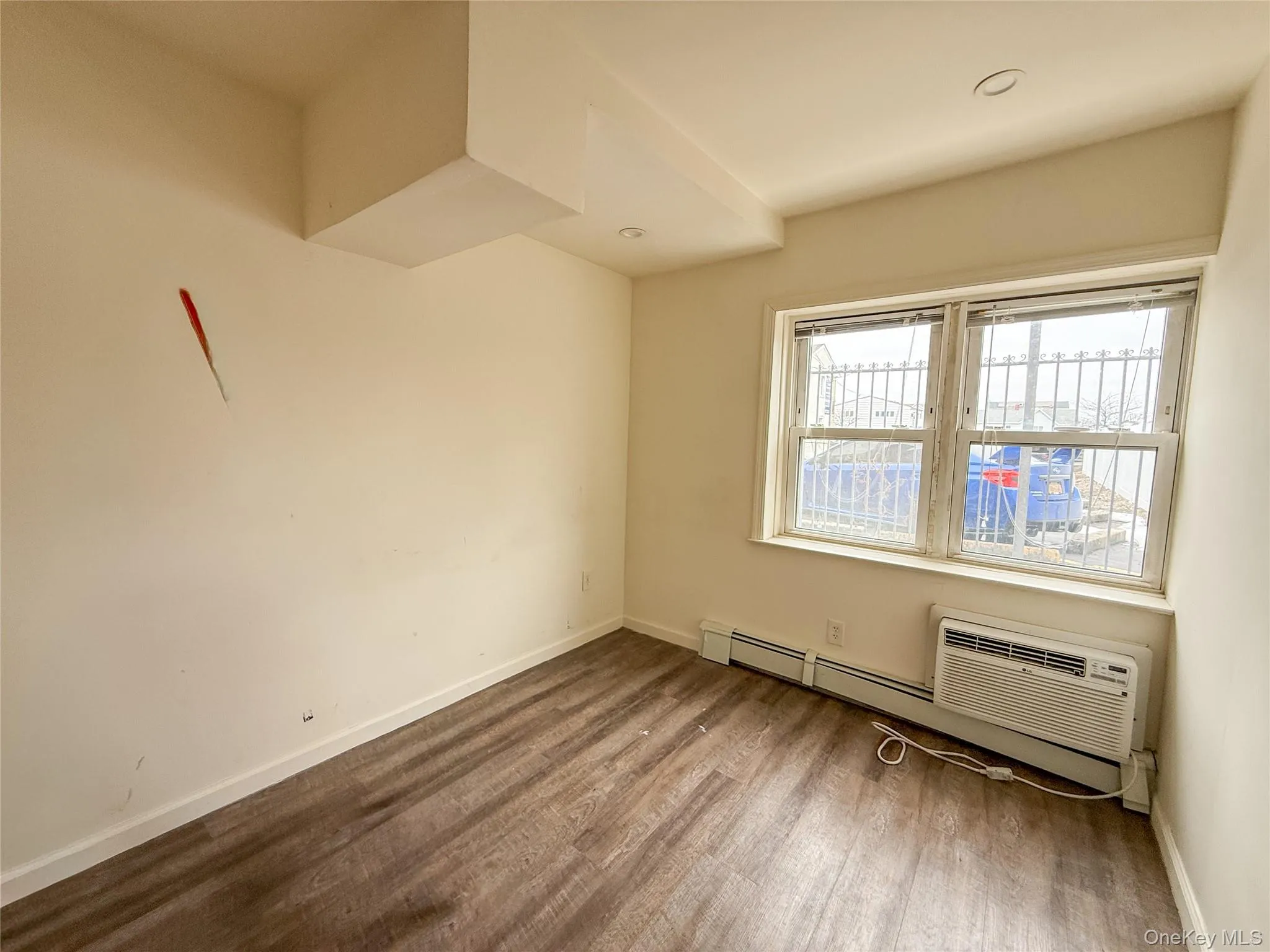 765 Shore Road, Long Beach, NY, 1 Bedroom Bedrooms, 4 Rooms Rooms,1 BathroomBathrooms,Residential Lease,For Rent,Shore,0,994775 765 Shore Road, Long Beach, NY, 1 Bedroom Bedrooms, 4 Rooms Rooms,1 BathroomBathrooms,Residential Lease,For Rent,Shore,0,994775