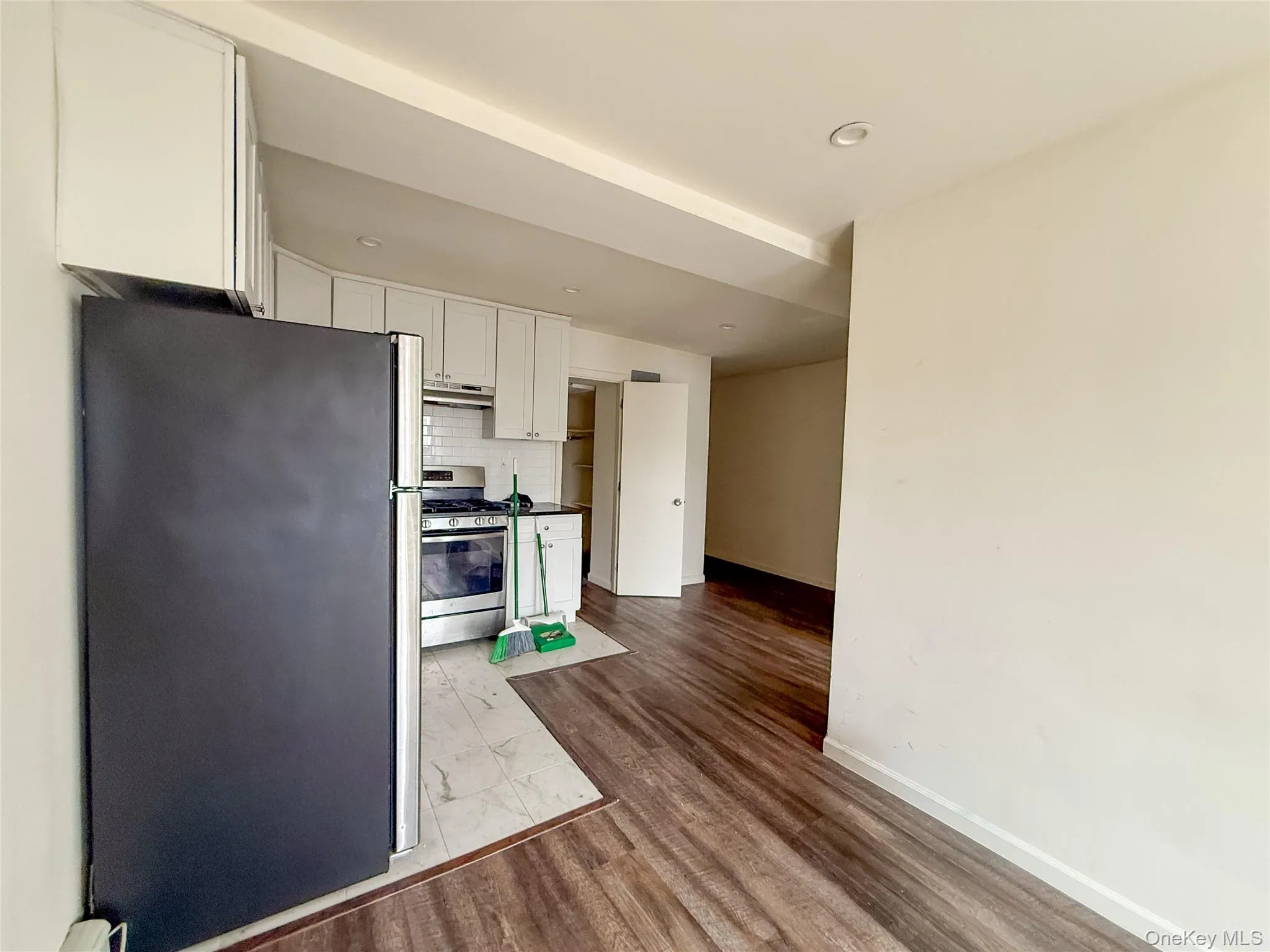 765 Shore Road, Long Beach, NY, 1 Bedroom Bedrooms, 4 Rooms Rooms,1 BathroomBathrooms,Residential Lease,For Rent,Shore,0,994775 765 Shore Road, Long Beach, NY, 1 Bedroom Bedrooms, 4 Rooms Rooms,1 BathroomBathrooms,Residential Lease,For Rent,Shore,0,994775