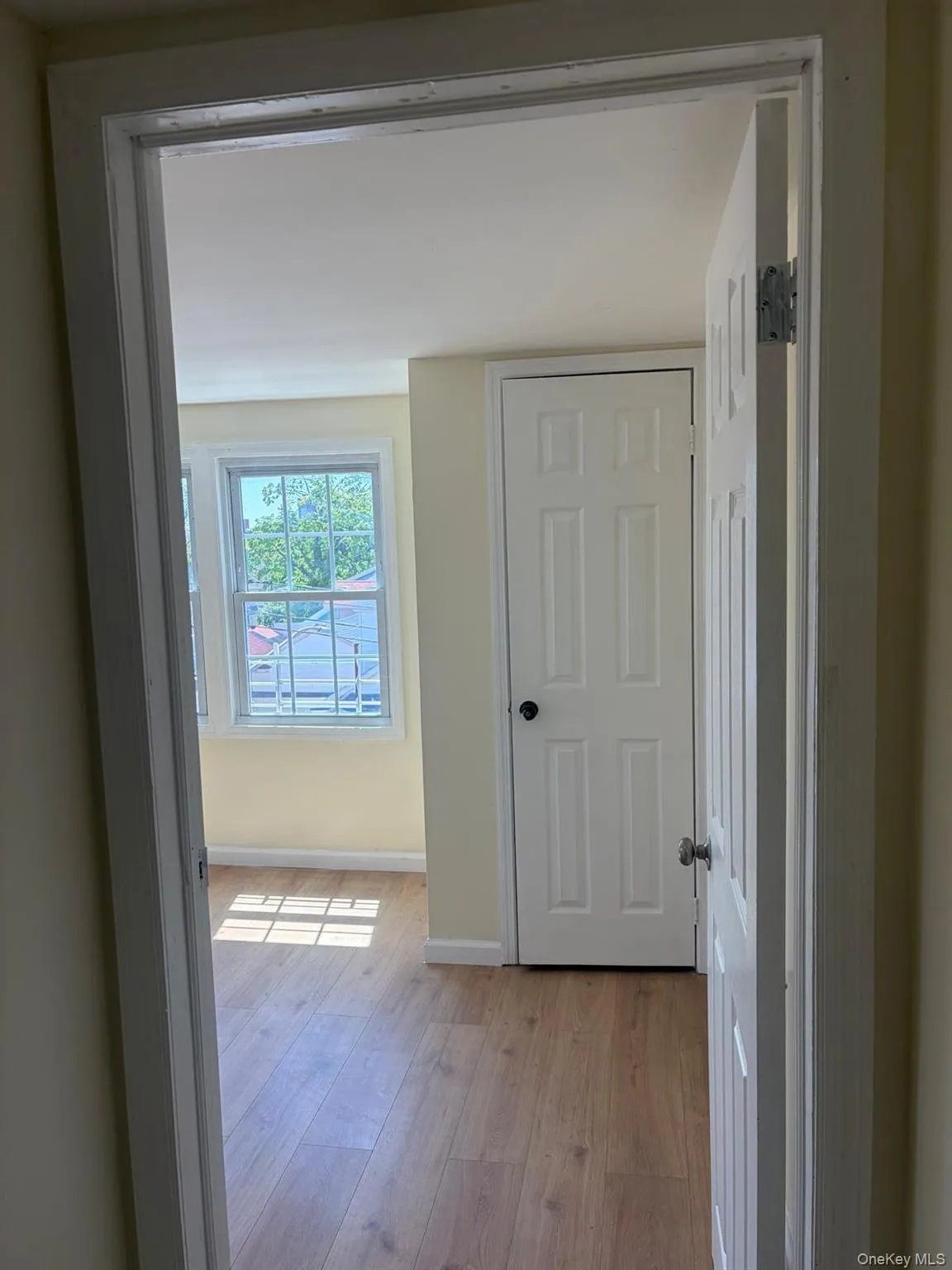 16201 85th Avenue, New York, NY, 3 Bedrooms Bedrooms, 7 Rooms Rooms,1 BathroomBathrooms,Residential Lease,For Rent,85th,0,994779 16201 85th Avenue, New York, NY, 3 Bedrooms Bedrooms, 7 Rooms Rooms,1 BathroomBathrooms,Residential Lease,For Rent,85th,0,994779