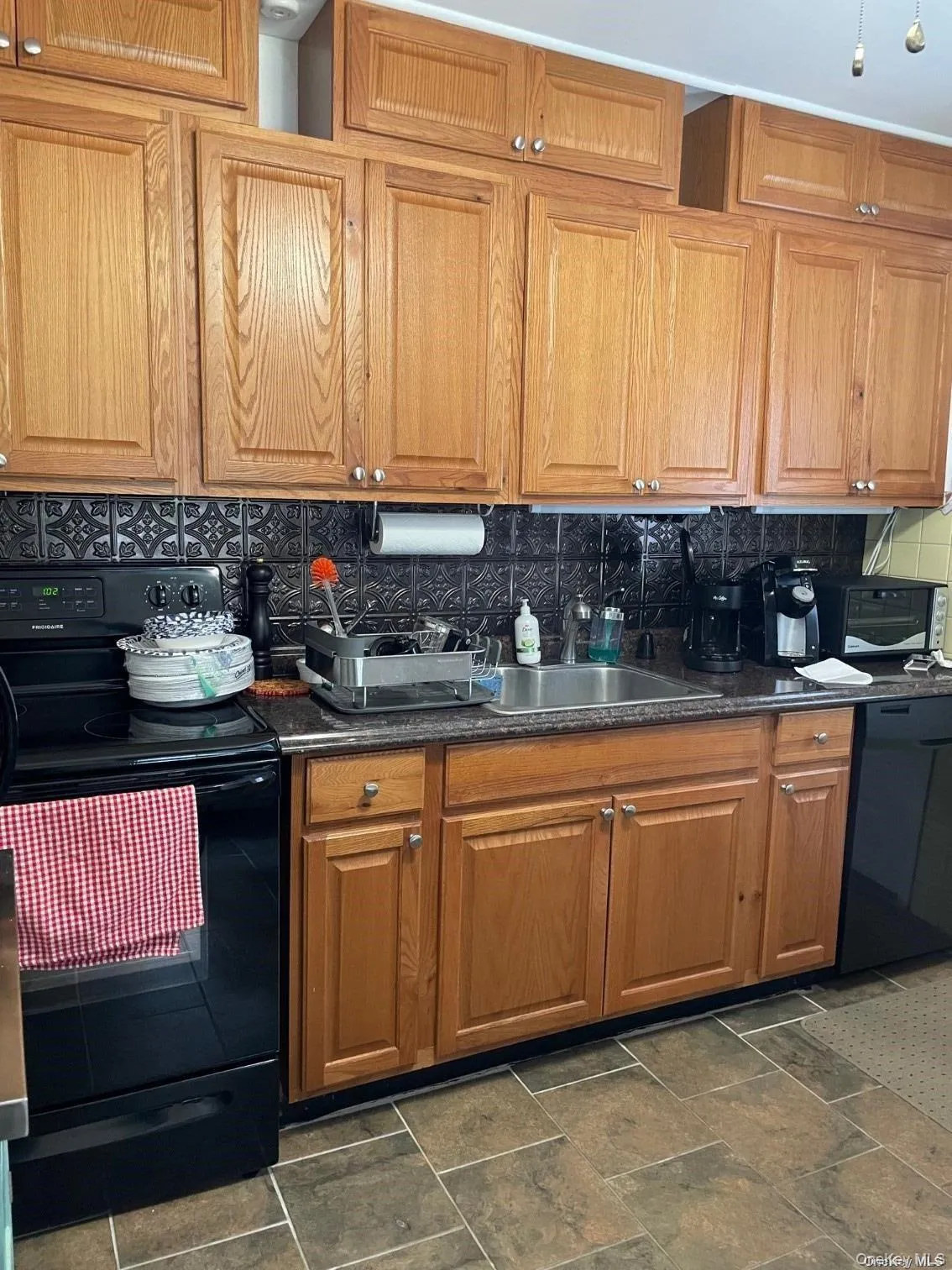 59 Wolcott Road, Hempstead, NY, 2 Bedrooms Bedrooms, 5 Rooms Rooms,1 BathroomBathrooms,Residential Lease,For Rent,Wolcott,0,994790 59 Wolcott Road, Hempstead, NY, 2 Bedrooms Bedrooms, 5 Rooms Rooms,1 BathroomBathrooms,Residential Lease,For Rent,Wolcott,0,994790