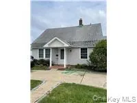 59 Wolcott Road, Hempstead, NY, 2 Bedrooms Bedrooms, 5 Rooms Rooms,1 BathroomBathrooms,Residential Lease,For Rent,Wolcott,0,994790 59 Wolcott Road, Hempstead, NY, 2 Bedrooms Bedrooms, 5 Rooms Rooms,1 BathroomBathrooms,Residential Lease,For Rent,Wolcott,0,994790
