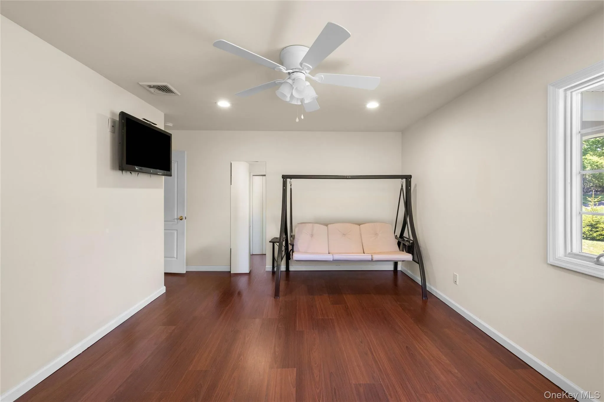 3 Dover Court, Riverhead, NY, 5 Bedrooms Bedrooms, 9 Rooms Rooms,3 BathroomsBathrooms,Residential Sale,For Rent,Dover,0,994795 3 Dover Court, Riverhead, NY, 5 Bedrooms Bedrooms, 9 Rooms Rooms,3 BathroomsBathrooms,Residential Sale,For Rent,Dover,0,994795
