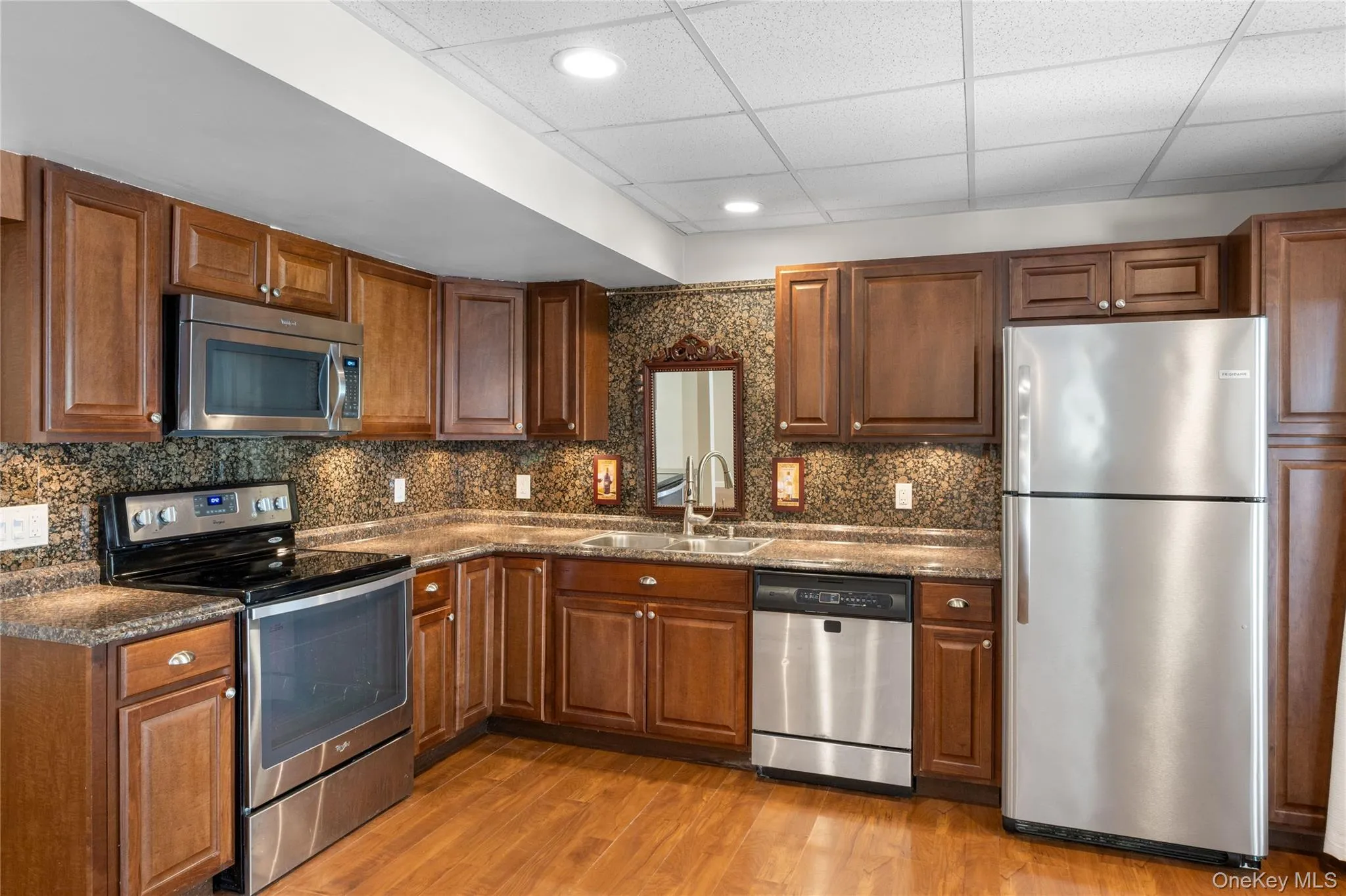 3 Dover Court, Riverhead, NY, 5 Bedrooms Bedrooms, 9 Rooms Rooms,3 BathroomsBathrooms,Residential Sale,For Rent,Dover,0,994795 3 Dover Court, Riverhead, NY, 5 Bedrooms Bedrooms, 9 Rooms Rooms,3 BathroomsBathrooms,Residential Sale,For Rent,Dover,0,994795