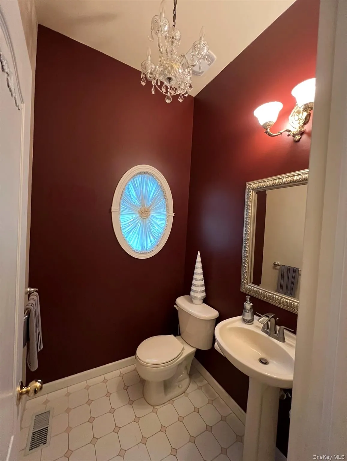 3 Dover Court, Riverhead, NY, 5 Bedrooms Bedrooms, 9 Rooms Rooms,3 BathroomsBathrooms,Residential,For Rent,Dover,0,994795 3 Dover Court, Riverhead, NY, 5 Bedrooms Bedrooms, 9 Rooms Rooms,3 BathroomsBathrooms,Residential,For Rent,Dover,0,994795