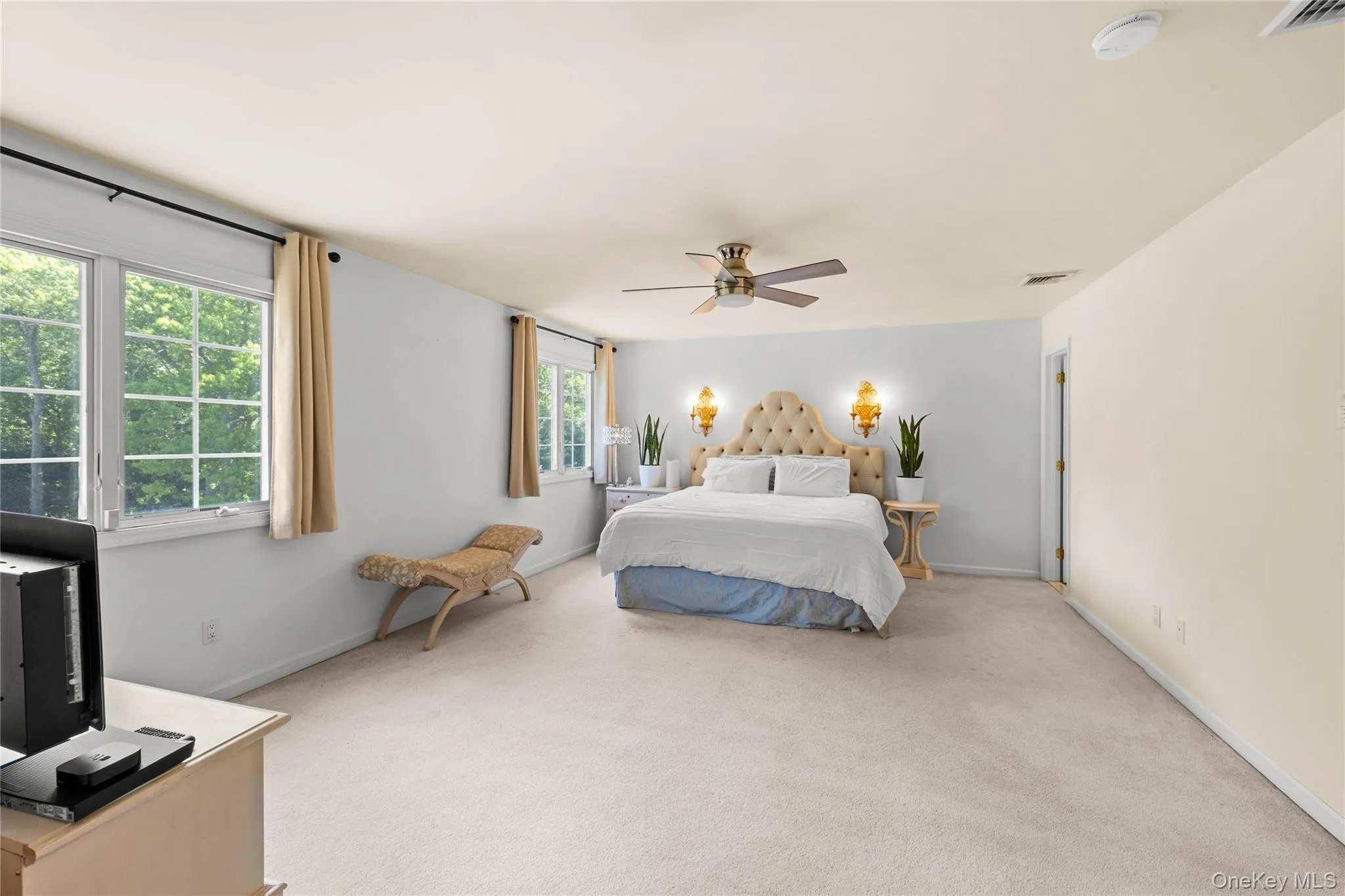 3 Dover Court, Riverhead, NY, 5 Bedrooms Bedrooms, 9 Rooms Rooms,3 BathroomsBathrooms,Residential Sale,For Rent,Dover,0,994795 3 Dover Court, Riverhead, NY, 5 Bedrooms Bedrooms, 9 Rooms Rooms,3 BathroomsBathrooms,Residential Sale,For Rent,Dover,0,994795