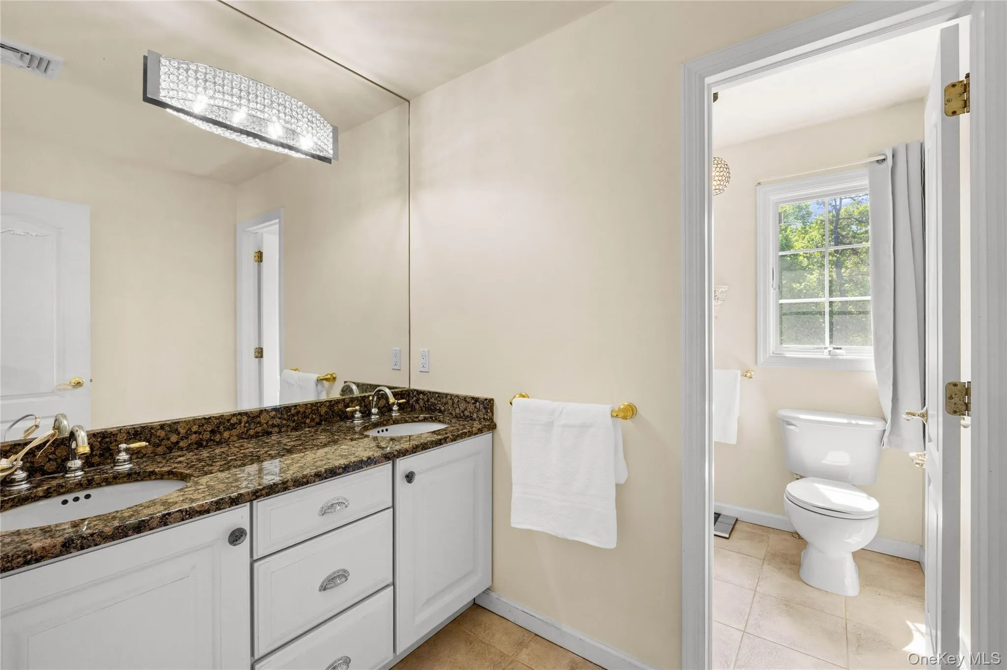 3 Dover Court, Riverhead, NY, 5 Bedrooms Bedrooms, 9 Rooms Rooms,3 BathroomsBathrooms,Residential Sale,For Rent,Dover,0,994795 3 Dover Court, Riverhead, NY, 5 Bedrooms Bedrooms, 9 Rooms Rooms,3 BathroomsBathrooms,Residential Sale,For Rent,Dover,0,994795