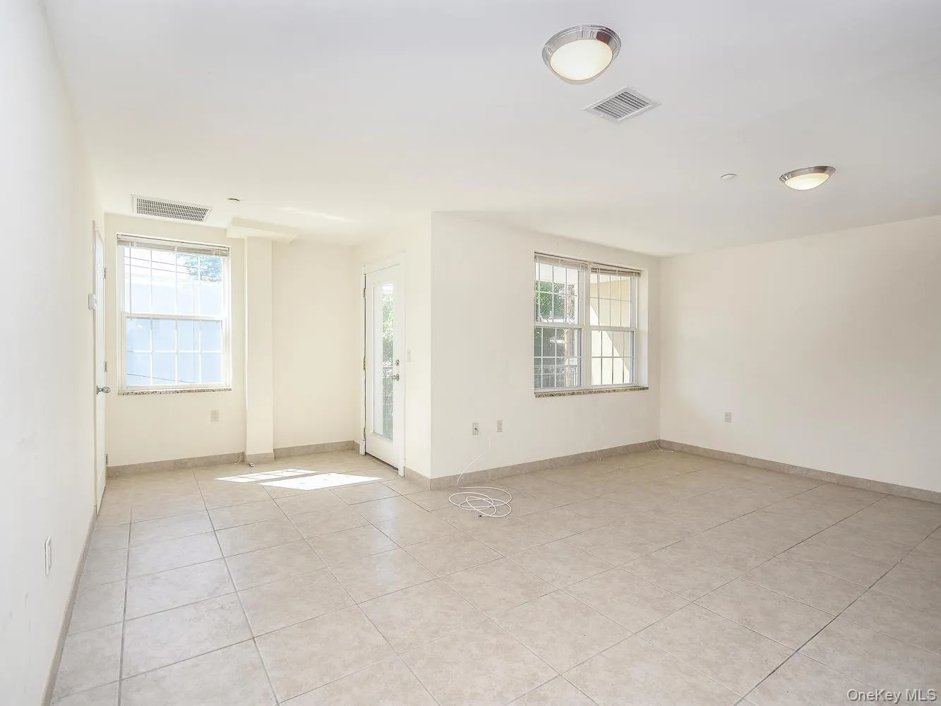 200 Carney Street, Glen Cove, NY, 2 Bedrooms Bedrooms, 3 Rooms Rooms,1 BathroomBathrooms,Residential Lease,For Rent,Carney,0,994814 200 Carney Street, Glen Cove, NY, 2 Bedrooms Bedrooms, 3 Rooms Rooms,1 BathroomBathrooms,Residential Lease,For Rent,Carney,0,994814