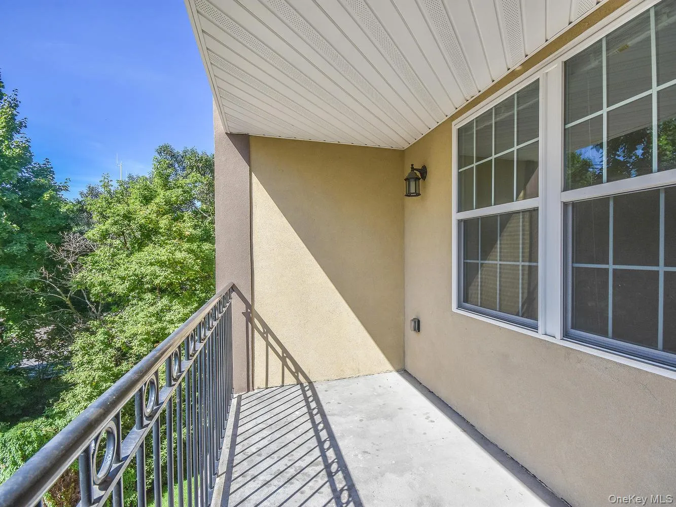 200 Carney Street, Glen Cove, NY, 2 Bedrooms Bedrooms, 3 Rooms Rooms,1 BathroomBathrooms,Residential Lease,For Rent,Carney,0,994814 200 Carney Street, Glen Cove, NY, 2 Bedrooms Bedrooms, 3 Rooms Rooms,1 BathroomBathrooms,Residential Lease,For Rent,Carney,0,994814