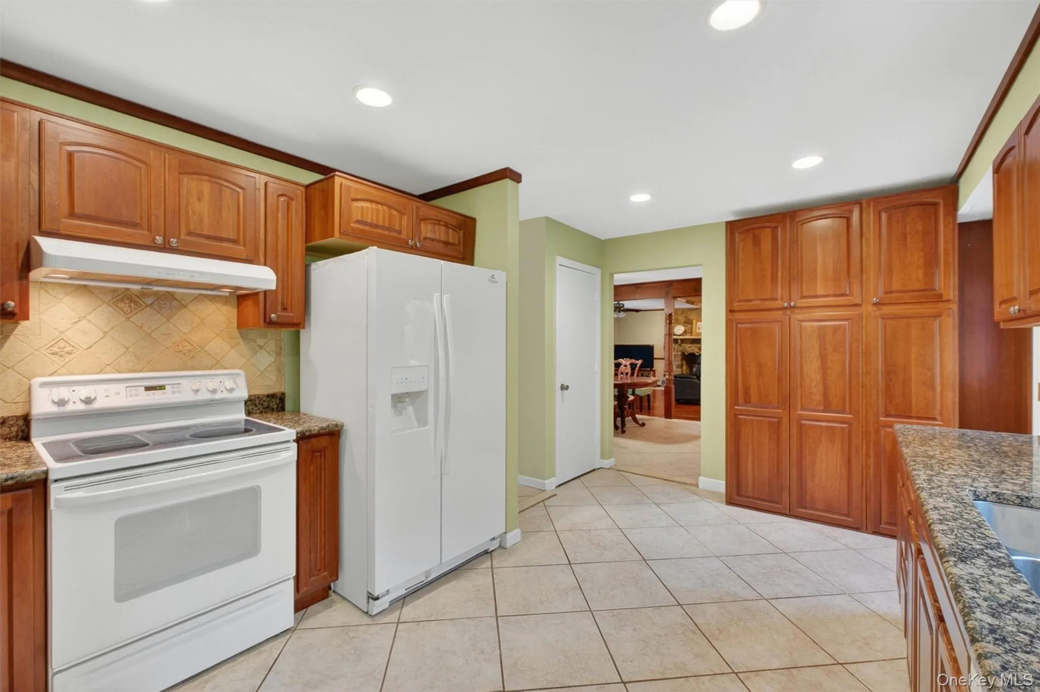 14 Victor Lane, Poughkeepsie, NY, 4 Bedrooms Bedrooms, 8 Rooms Rooms,3 BathroomsBathrooms,Residential,For Rent,Victor,0,994817 14 Victor Lane, Poughkeepsie, NY, 4 Bedrooms Bedrooms, 8 Rooms Rooms,3 BathroomsBathrooms,Residential,For Rent,Victor,0,994817