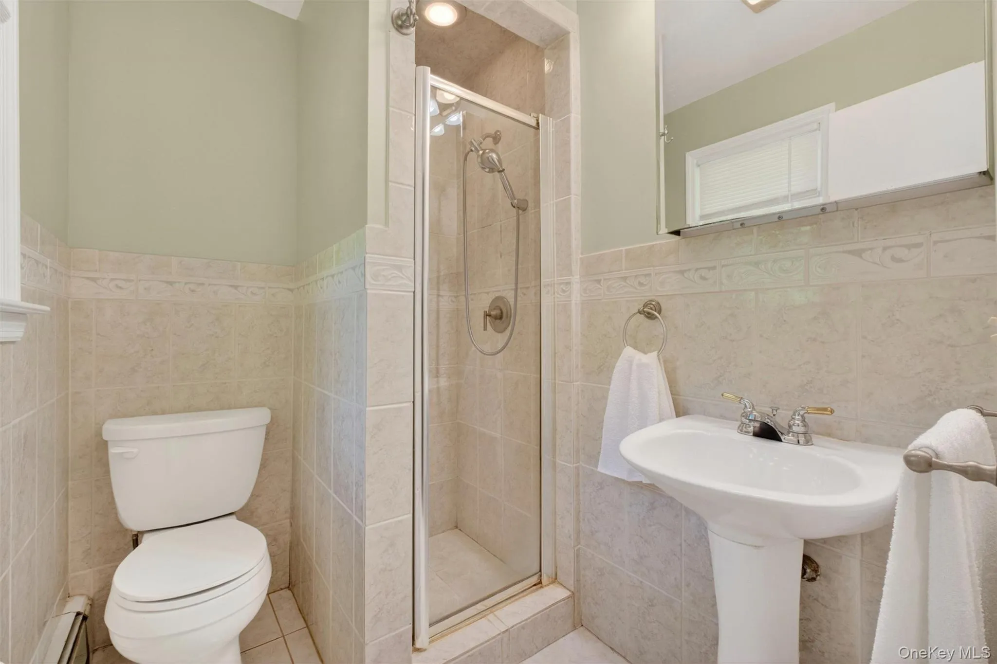 14 Victor Lane, Poughkeepsie, NY, 4 Bedrooms Bedrooms, 8 Rooms Rooms,3 BathroomsBathrooms,Residential,For Rent,Victor,0,994817 14 Victor Lane, Poughkeepsie, NY, 4 Bedrooms Bedrooms, 8 Rooms Rooms,3 BathroomsBathrooms,Residential,For Rent,Victor,0,994817