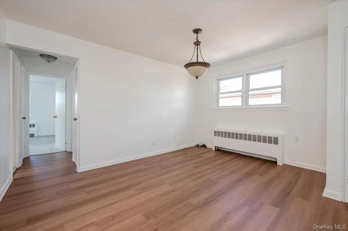 3166 Spencer Drive, New York, NY, 3 Bedrooms Bedrooms, 6 Rooms Rooms,1 BathroomBathrooms,Residential Lease,For Rent,Spencer,0,994821 3166 Spencer Drive, New York, NY, 3 Bedrooms Bedrooms, 6 Rooms Rooms,1 BathroomBathrooms,Residential Lease,For Rent,Spencer,0,994821