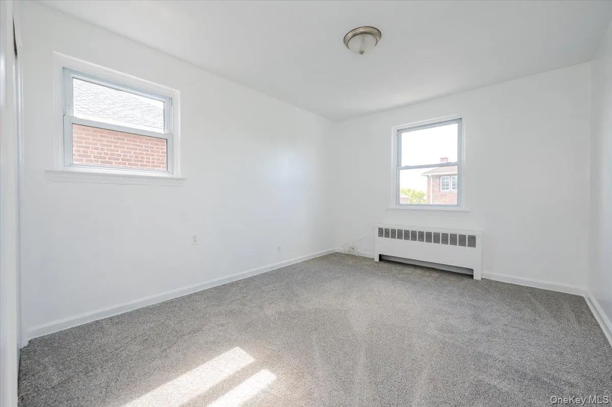 3166 Spencer Drive, New York, NY, 3 Bedrooms Bedrooms, 6 Rooms Rooms,1 BathroomBathrooms,Residential Lease,For Rent,Spencer,0,994821 3166 Spencer Drive, New York, NY, 3 Bedrooms Bedrooms, 6 Rooms Rooms,1 BathroomBathrooms,Residential Lease,For Rent,Spencer,0,994821