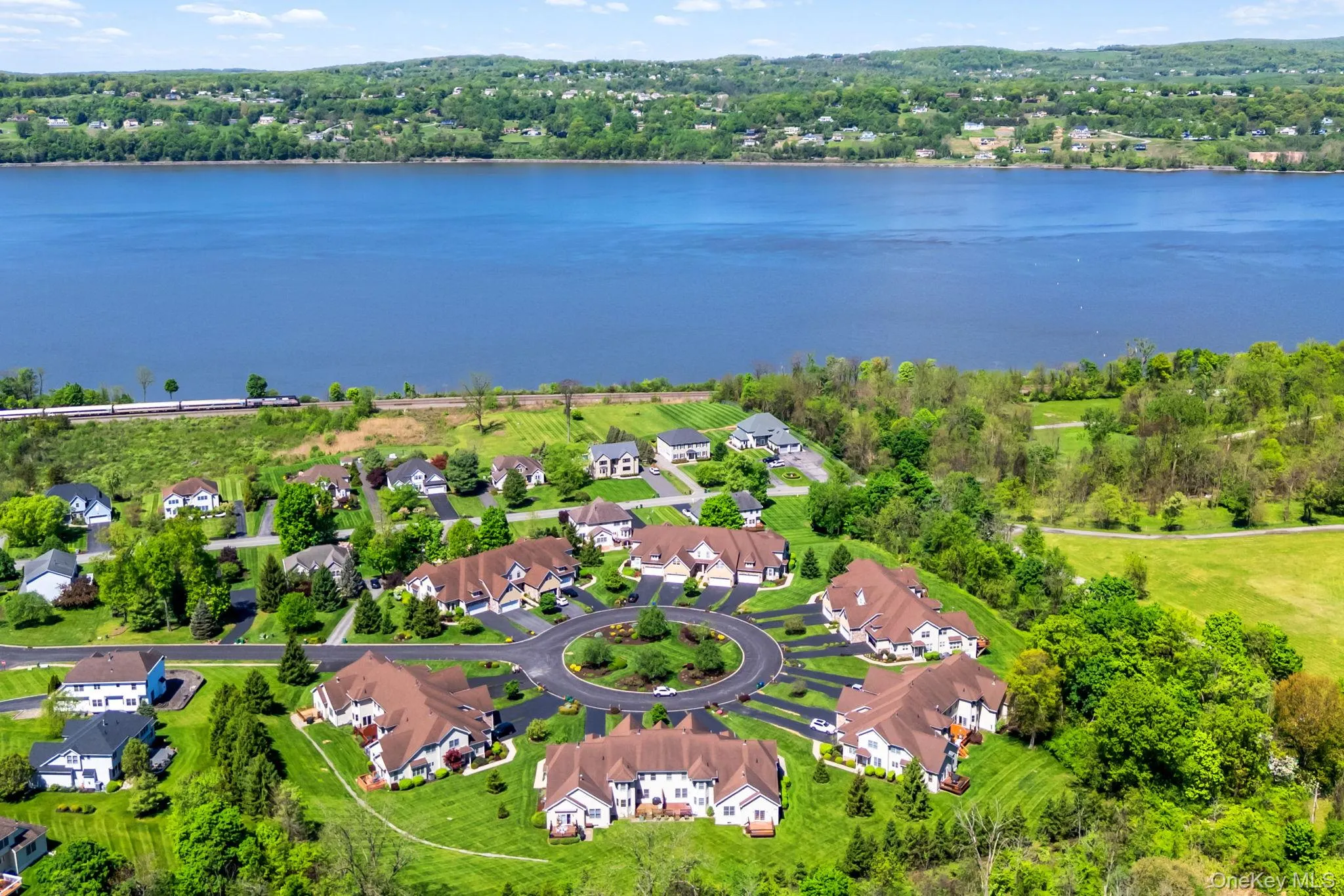 34 Alta Drive, Fishkill, NY, 3 Bedrooms Bedrooms, 7 Rooms Rooms,2 BathroomsBathrooms,Residential,For Rent,Alta,0,994835 34 Alta Drive, Fishkill, NY, 3 Bedrooms Bedrooms, 7 Rooms Rooms,2 BathroomsBathrooms,Residential,For Rent,Alta,0,994835