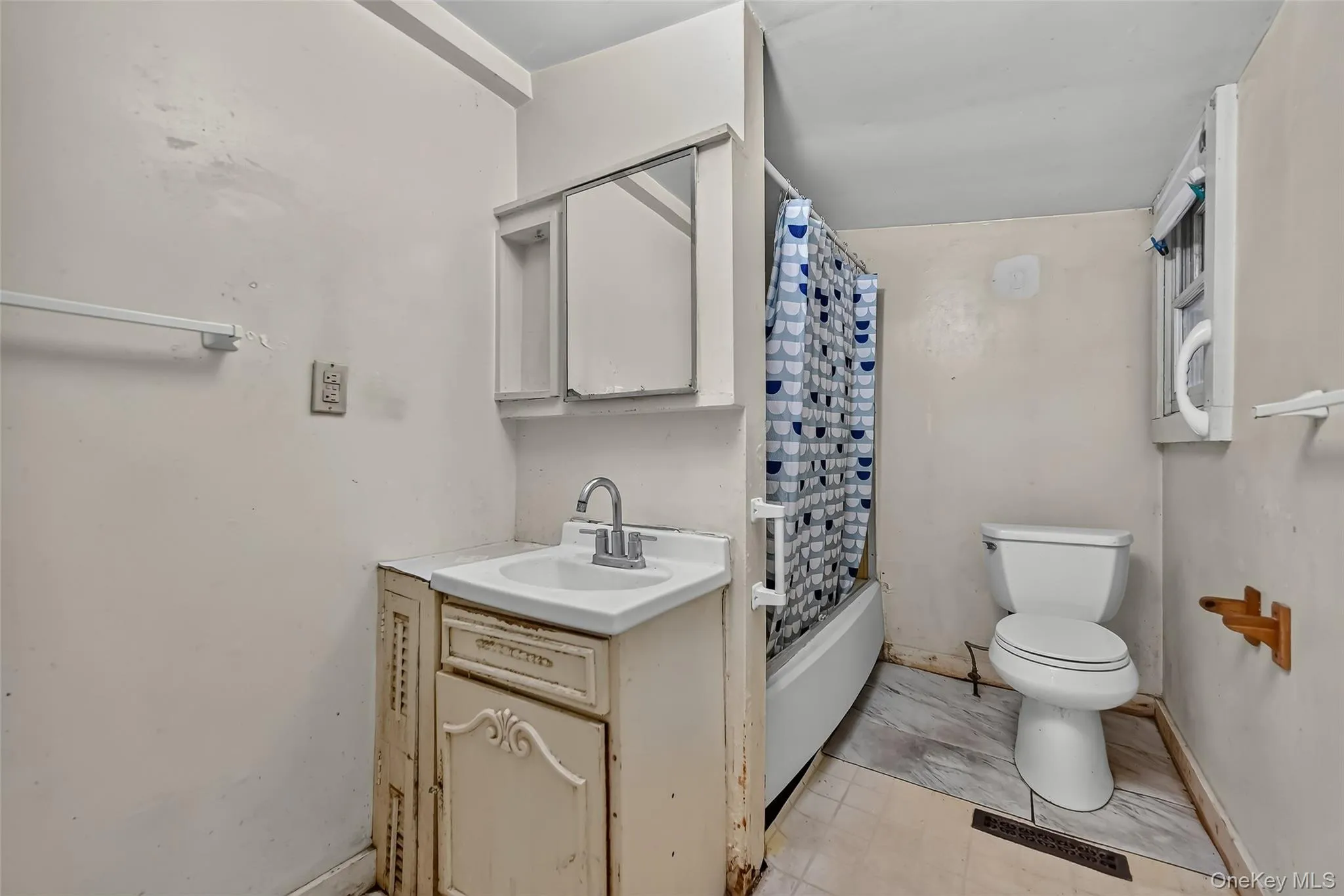 4 Benview Road, Hyde Park, NY, 2 Bedrooms Bedrooms, 4 Rooms Rooms,1 BathroomBathrooms,Residential,For Rent,Benview,0,994846 4 Benview Road, Hyde Park, NY, 2 Bedrooms Bedrooms, 4 Rooms Rooms,1 BathroomBathrooms,Residential,For Rent,Benview,0,994846
