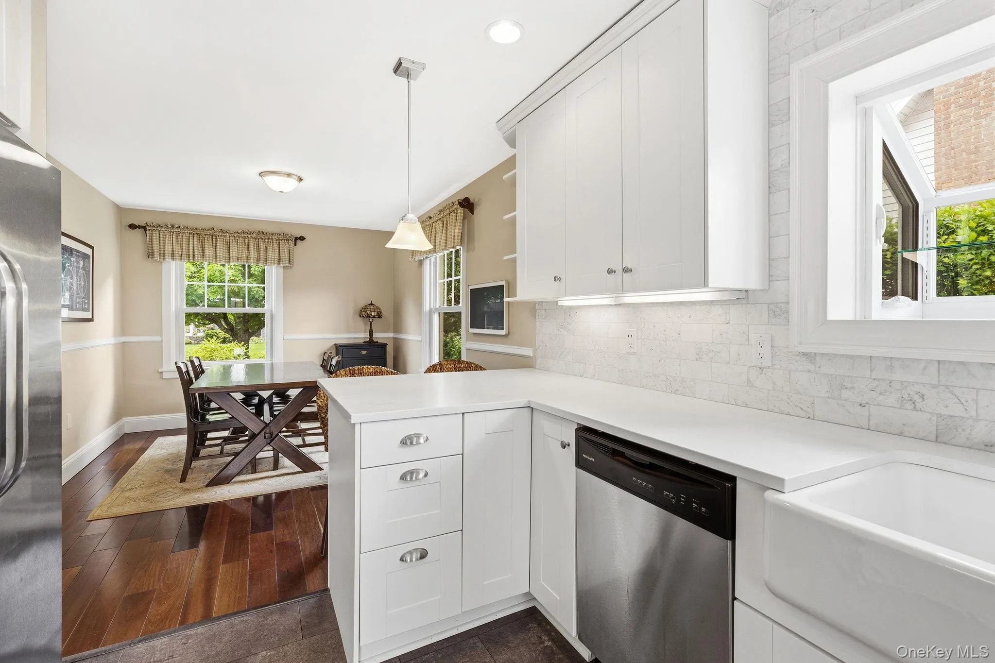 Expansive quartz surfaces offer plenty of space for meal prep, entertaining, and gathering. Expansive quartz surfaces offer plenty of space for meal prep, entertaining, and gathering.
