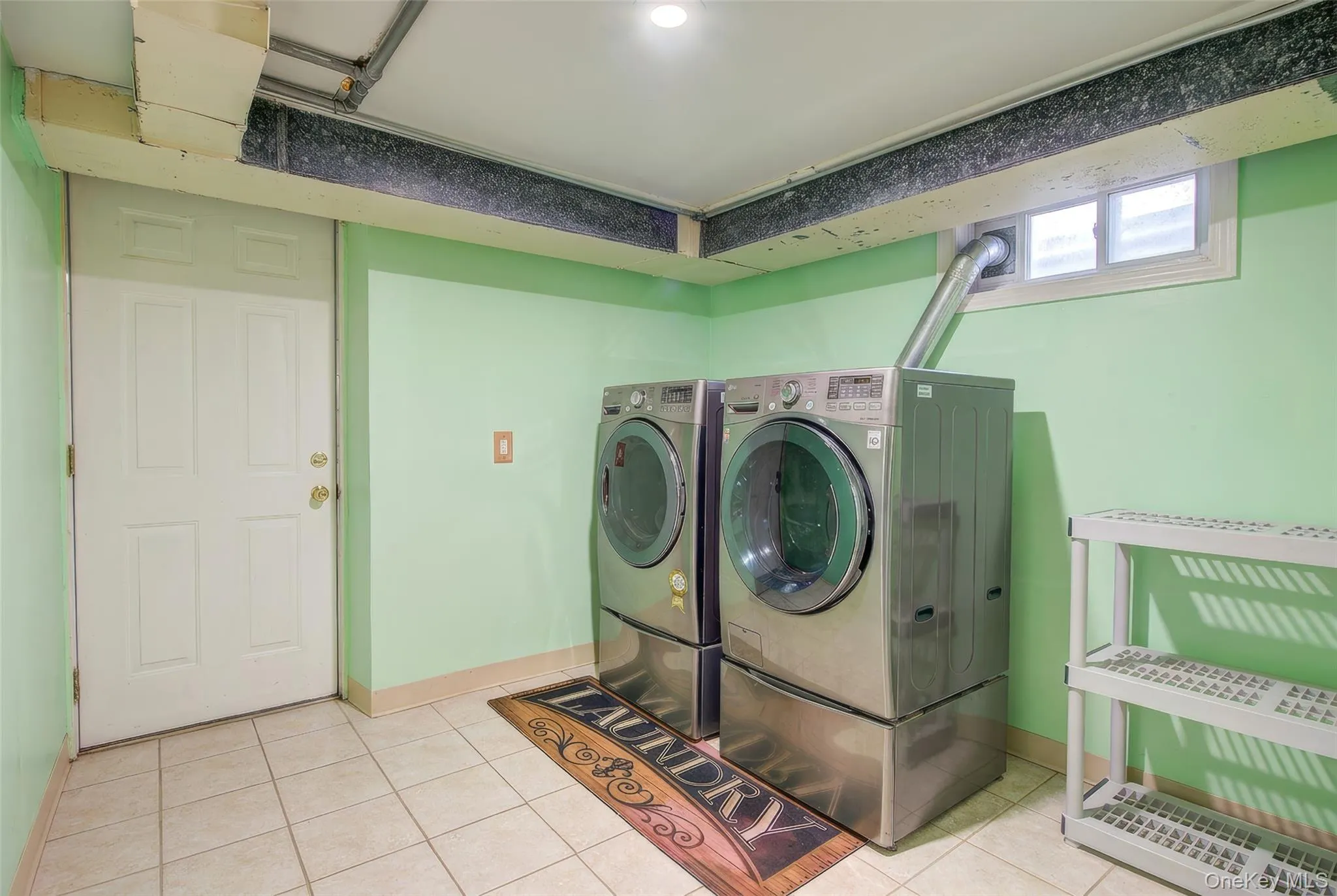 109-18 177th Street, New York, NY, 3 Bedrooms Bedrooms, 9 Rooms Rooms,2 BathroomsBathrooms,Residential,For Rent,177th,0,994856 109-18 177th Street, New York, NY, 3 Bedrooms Bedrooms, 9 Rooms Rooms,2 BathroomsBathrooms,Residential,For Rent,177th,0,994856