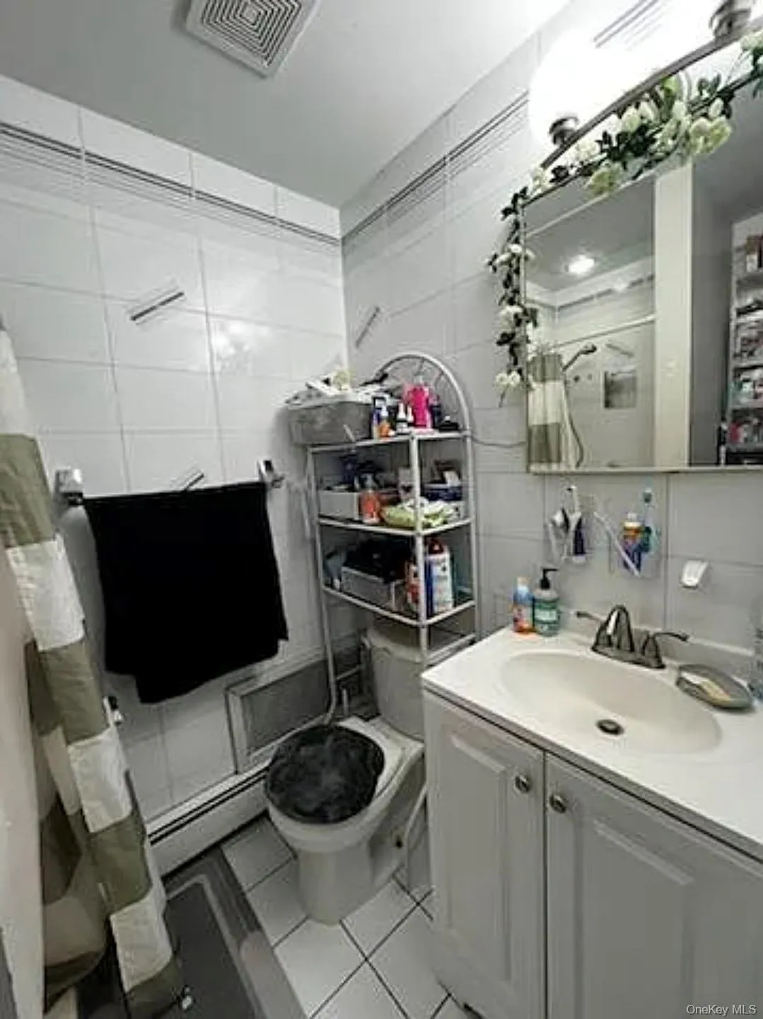 4803 206th Street, New York, NY, 3 Bedrooms Bedrooms, 4 Rooms Rooms,2 BathroomsBathrooms,Residential Lease,For Rent,206th,0,994868 4803 206th Street, New York, NY, 3 Bedrooms Bedrooms, 4 Rooms Rooms,2 BathroomsBathrooms,Residential Lease,For Rent,206th,0,994868