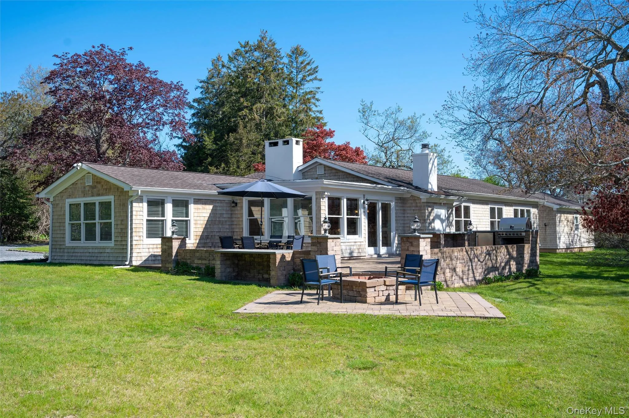 111 Country Road, Southampton, NY, 3 Bedrooms Bedrooms, 8 Rooms Rooms,3 BathroomsBathrooms,Residential,For Rent,Country,0,994875 111 Country Road, Southampton, NY, 3 Bedrooms Bedrooms, 8 Rooms Rooms,3 BathroomsBathrooms,Residential,For Rent,Country,0,994875