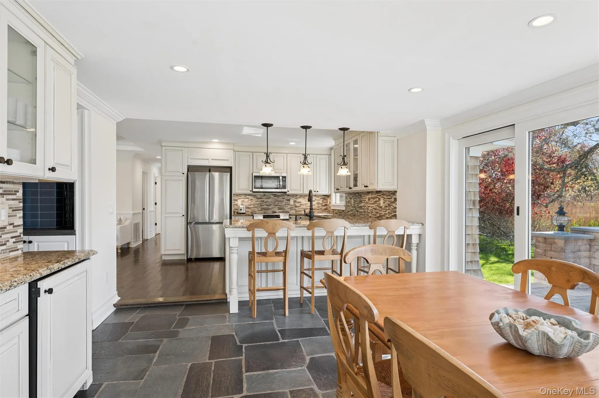 111 Country Road, Southampton, NY, 3 Bedrooms Bedrooms, 8 Rooms Rooms,3 BathroomsBathrooms,Residential,For Rent,Country,0,994875 111 Country Road, Southampton, NY, 3 Bedrooms Bedrooms, 8 Rooms Rooms,3 BathroomsBathrooms,Residential,For Rent,Country,0,994875