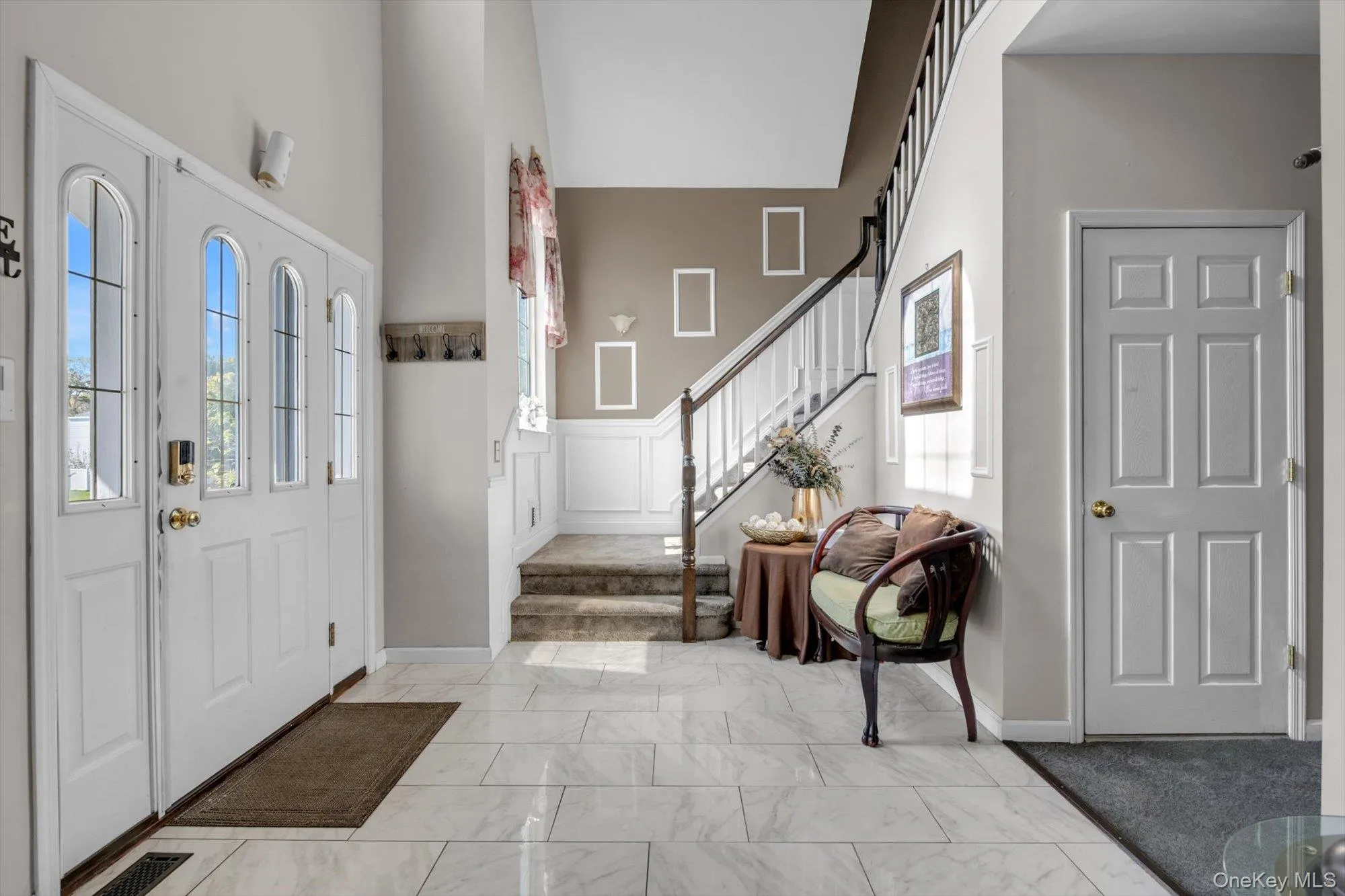 Entry - Bright & Airy, Windows & Cathedral Ceilings set the stage for a warm welcome Entry - Bright & Airy, Windows & Cathedral Ceilings set the stage for a warm welcome