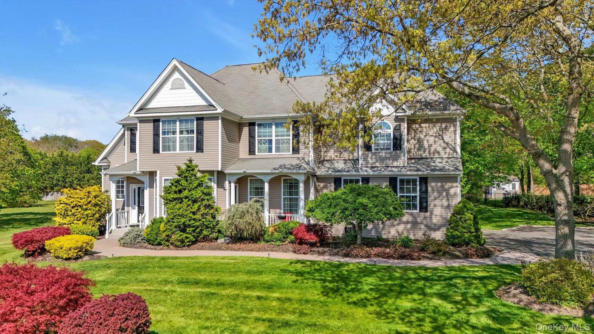 9 Paddock Lane, Brookhaven, NY, 6 Bedrooms Bedrooms, 10 Rooms Rooms,2 BathroomsBathrooms,Residential Sale,For Rent,Paddock,0,994889 9 Paddock Lane, Brookhaven, NY, 6 Bedrooms Bedrooms, 10 Rooms Rooms,2 BathroomsBathrooms,Residential Sale,For Rent,Paddock,0,994889