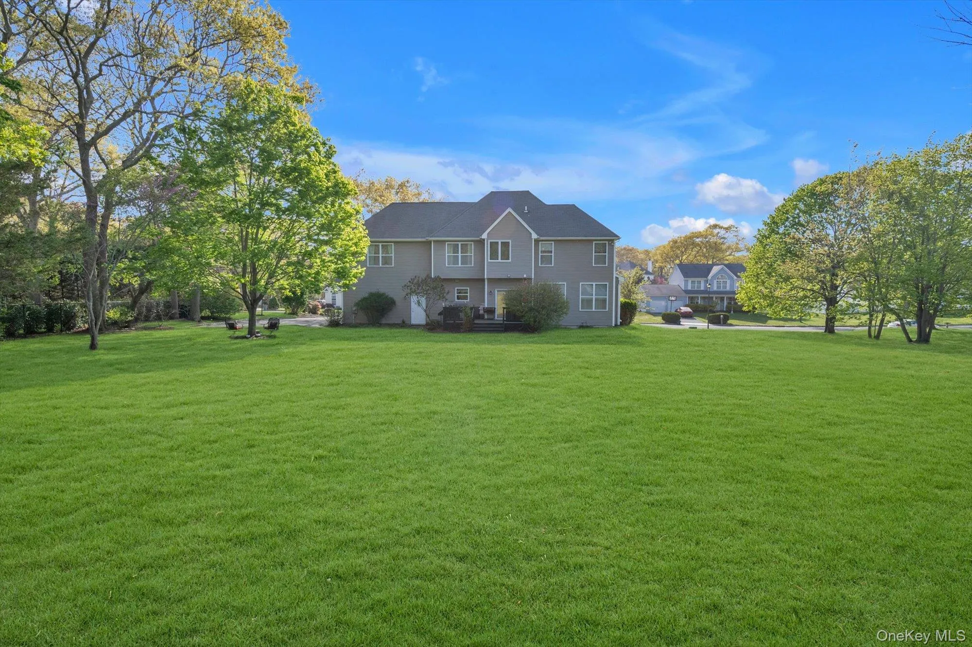 9 Paddock Lane, Brookhaven, NY, 6 Bedrooms Bedrooms, 10 Rooms Rooms,2 BathroomsBathrooms,Residential Sale,For Rent,Paddock,0,994889 9 Paddock Lane, Brookhaven, NY, 6 Bedrooms Bedrooms, 10 Rooms Rooms,2 BathroomsBathrooms,Residential Sale,For Rent,Paddock,0,994889