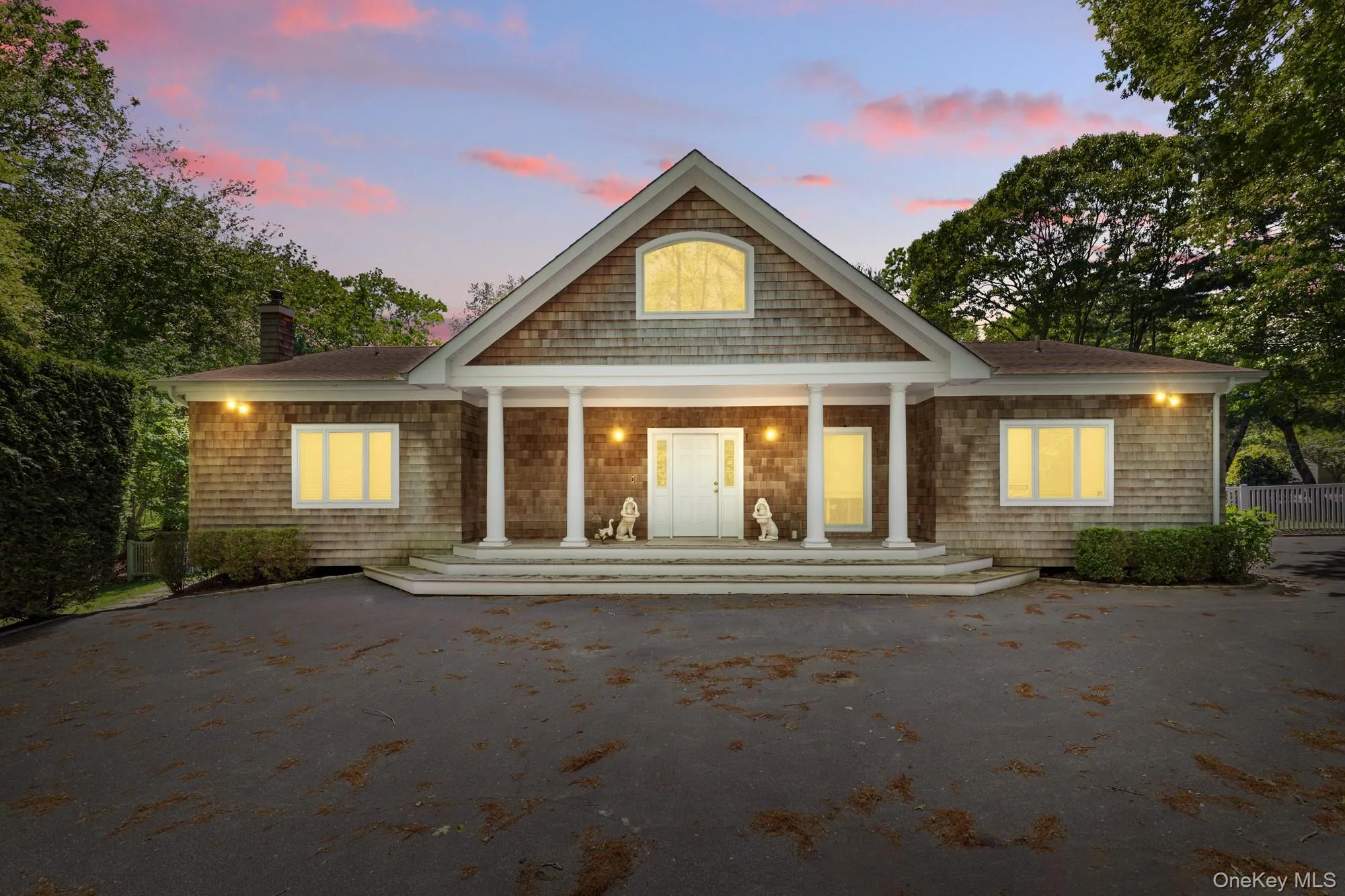 4 Lakewood Lane, Southampton, New York 11959